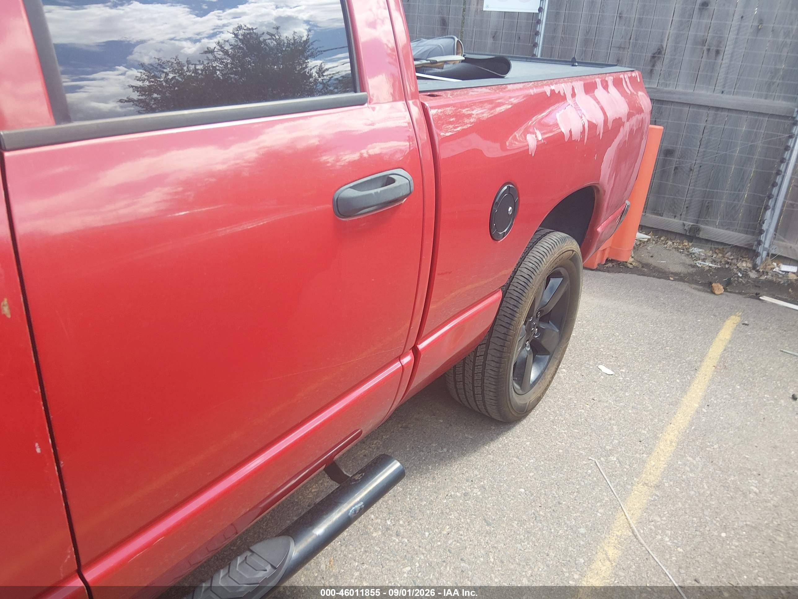 2004 Dodge Ram 1500 Slt/laramie Red vin: 1D7HA18N54J294538