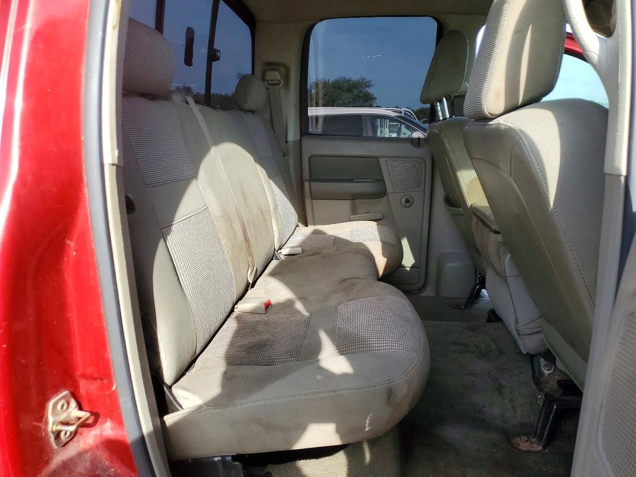 2006 Dodge Ram 1500 St/slt Red vin: 1D7HA18N56S685220