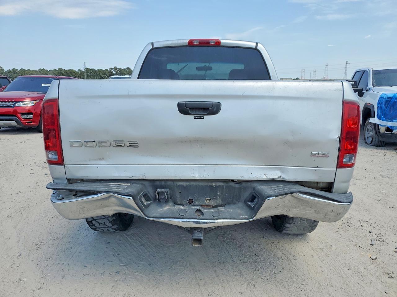 2004 Dodge Ram 1500 St Серебряный vin: 1D7HA18N64S705164