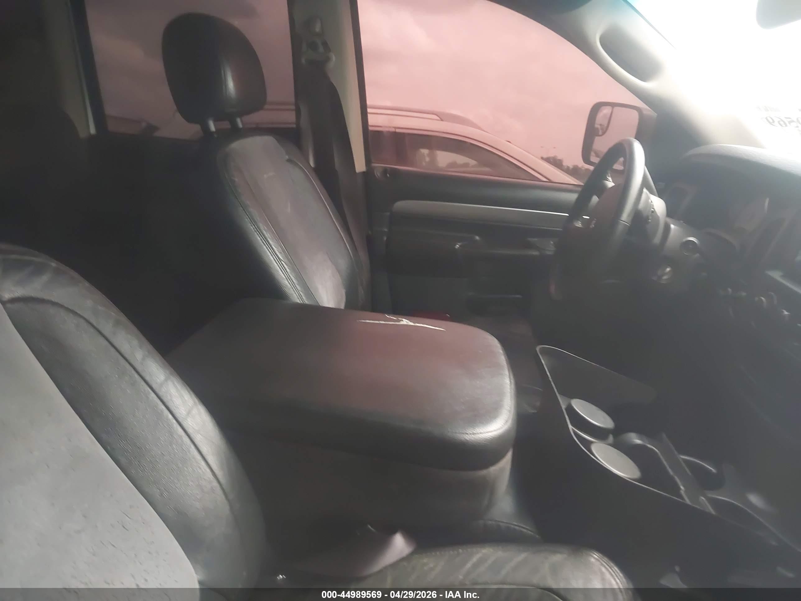 2004 Dodge Ram 1500 Slt/laramie Серебряный vin: 1D7HA18N64S776994