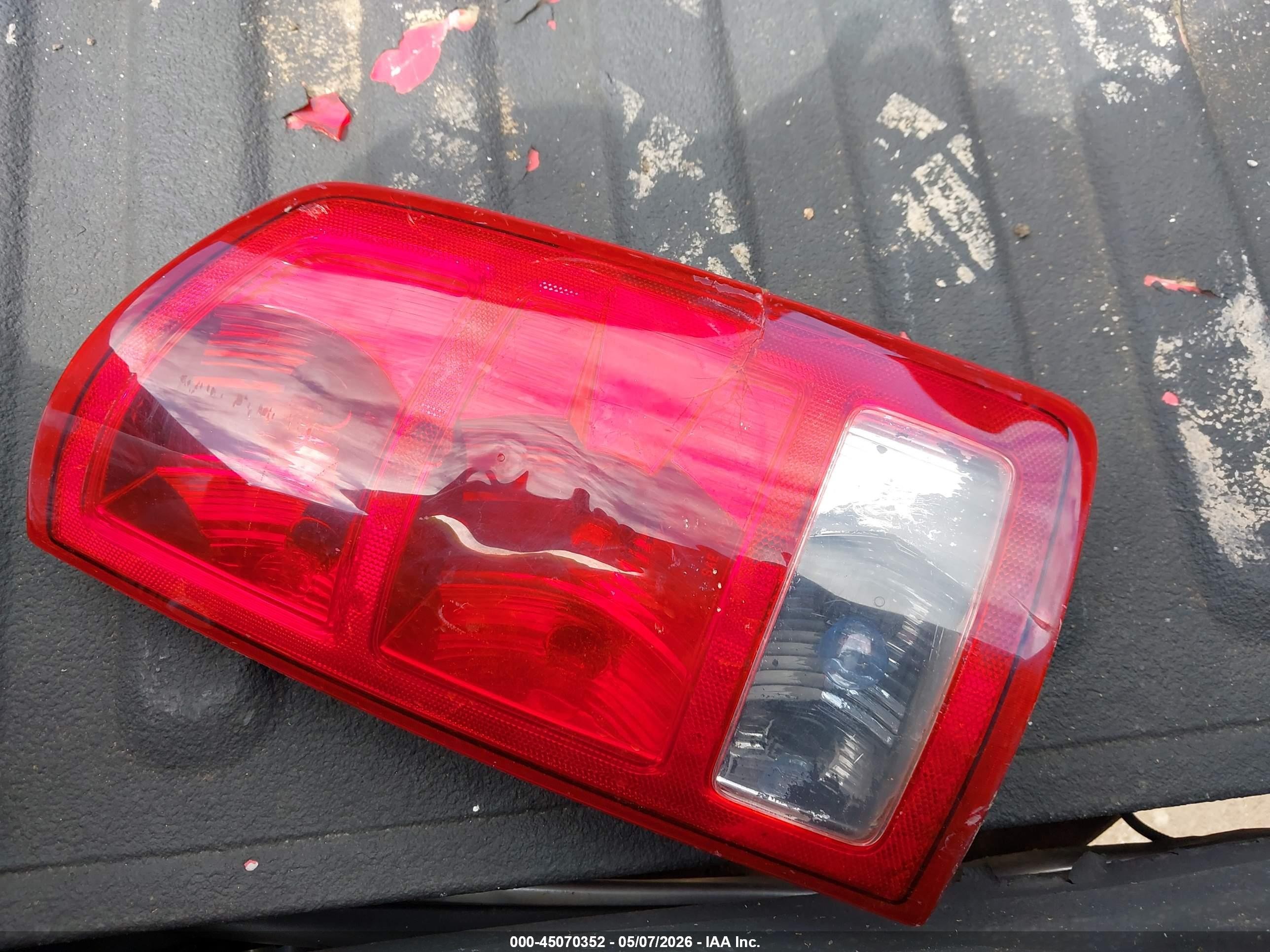 2005 Dodge Ram 1500 Slt/laramie Red vin: 1D7HA18N65S228382