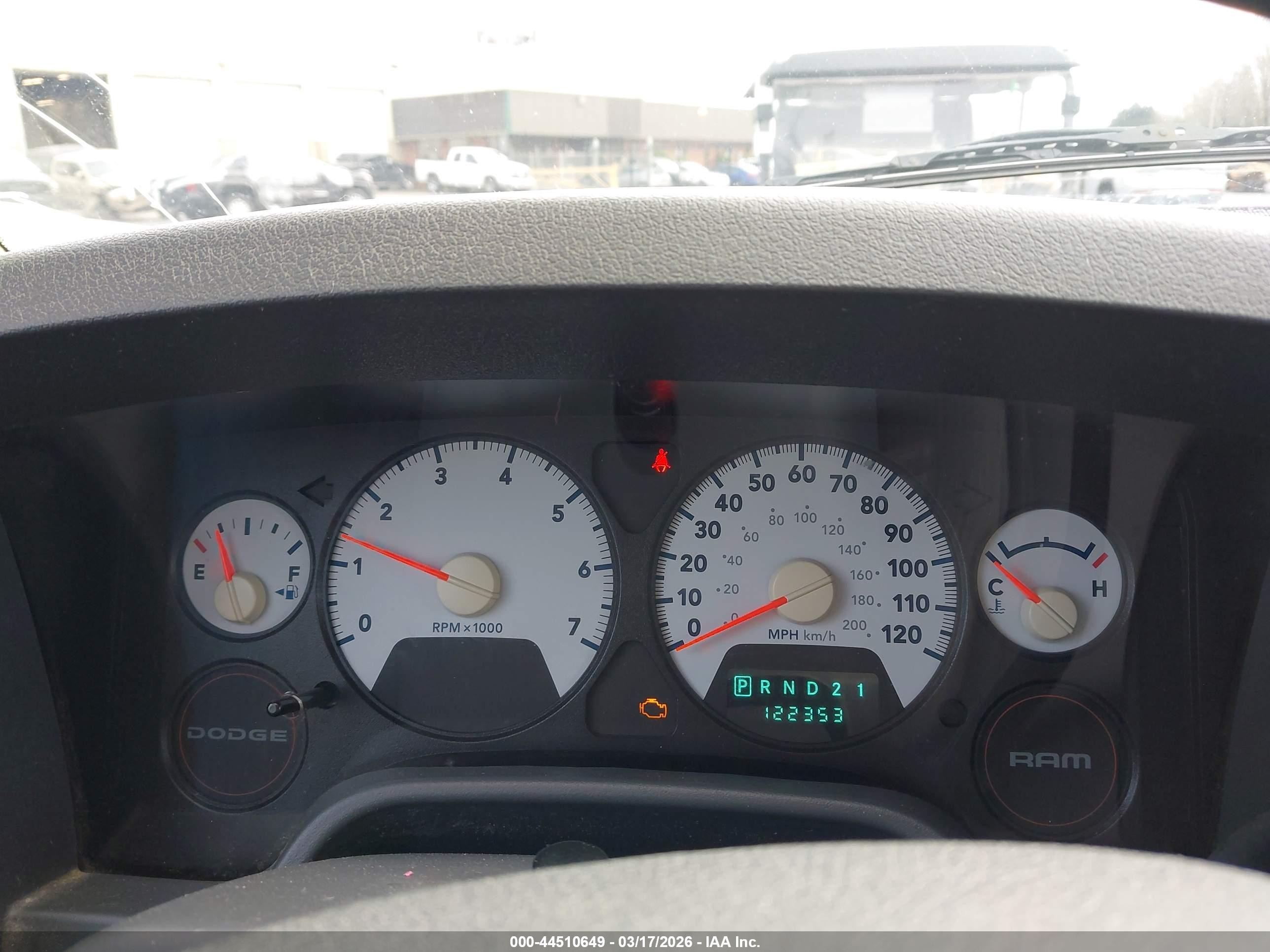 2008 Dodge Ram 1500 St/sxt Red vin: 1D7HA18N68S559273
