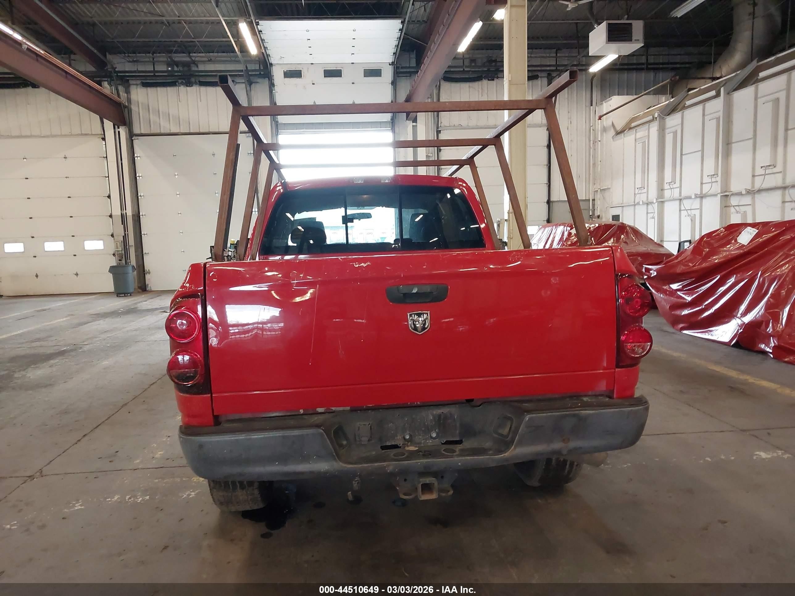 2008 Dodge Ram 1500 St/sxt Red vin: 1D7HA18N68S559273