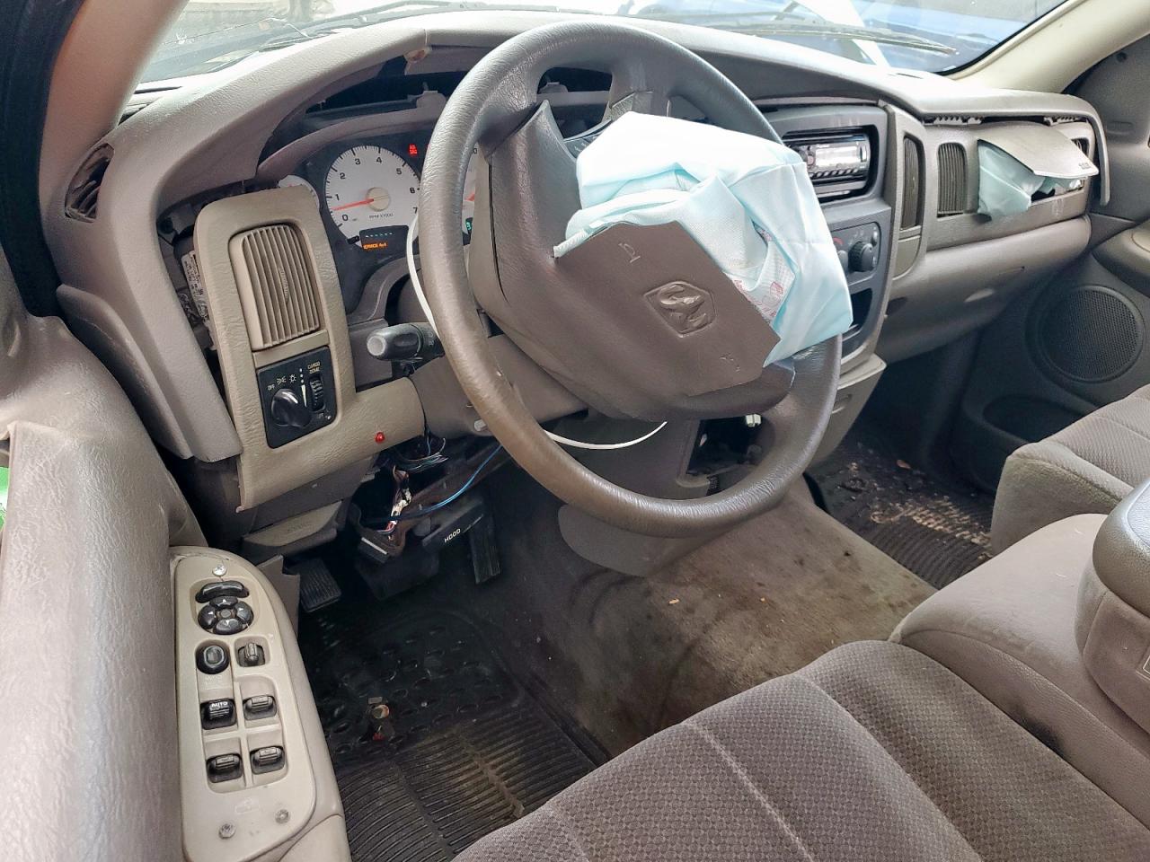2003 Dodge Ram 1500 St Зеленый vin: 1D7HA18N73S163099