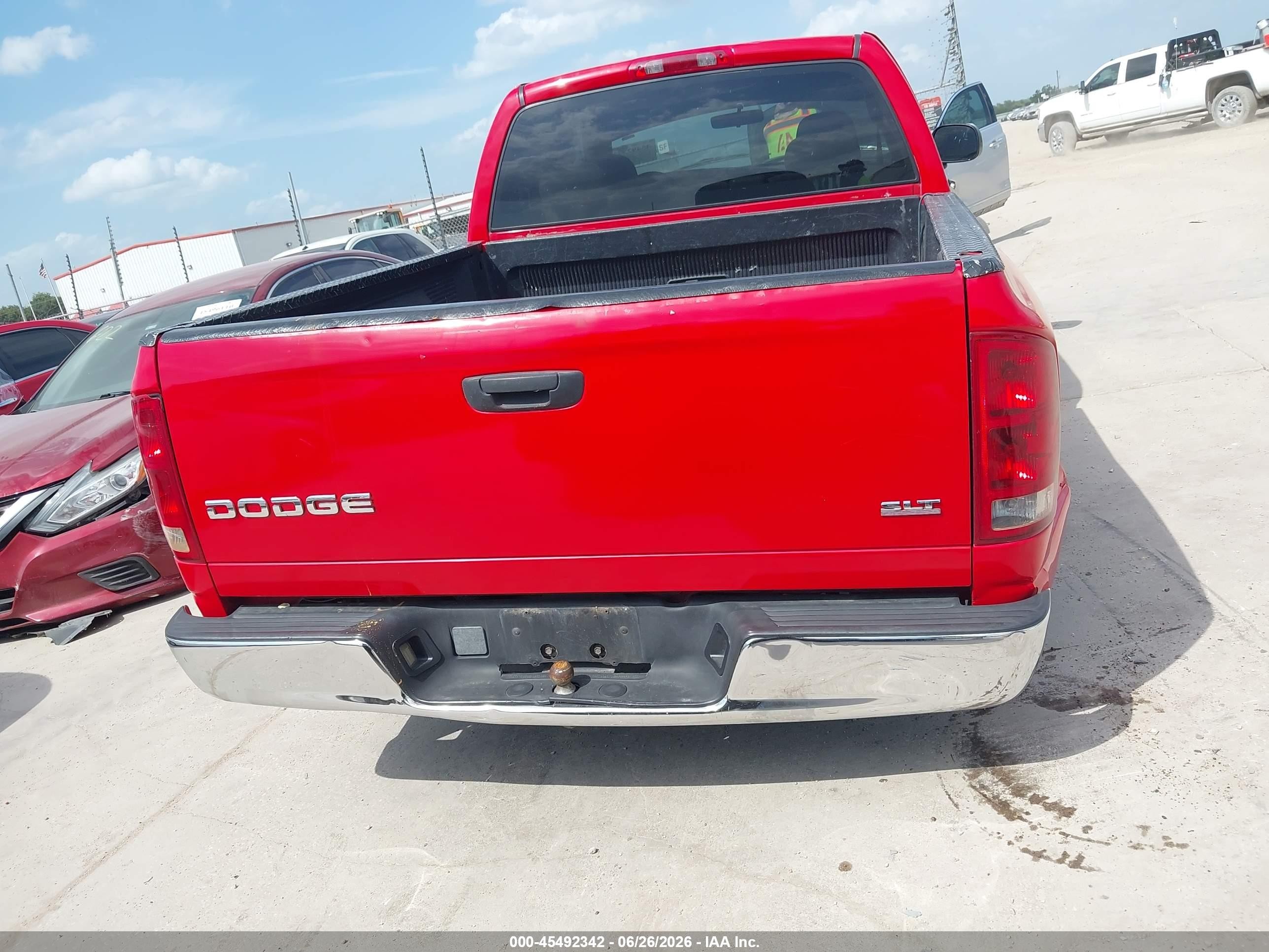 2004 Dodge Ram 1500 Slt/laramie Red vin: 1D7HA18N74S638896