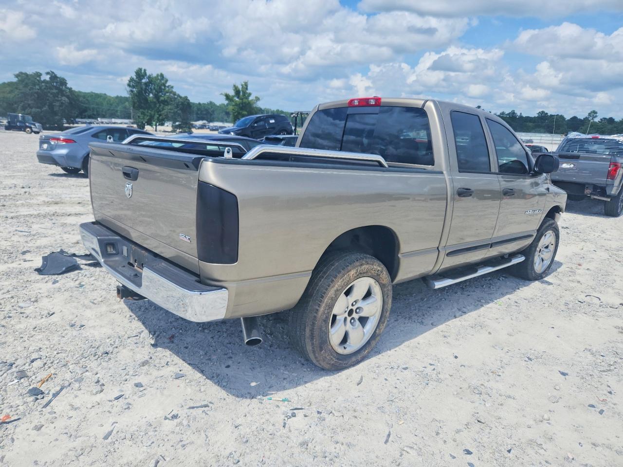 2006 Dodge Ram 1500 St Золотой vin: 1D7HA18N76J152453