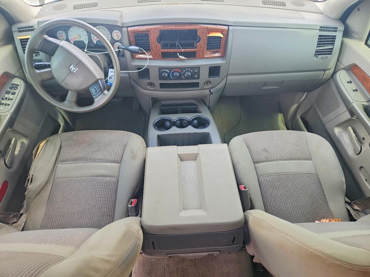 2006 Dodge Ram 1500 St Золотой vin: 1D7HA18N76J152453