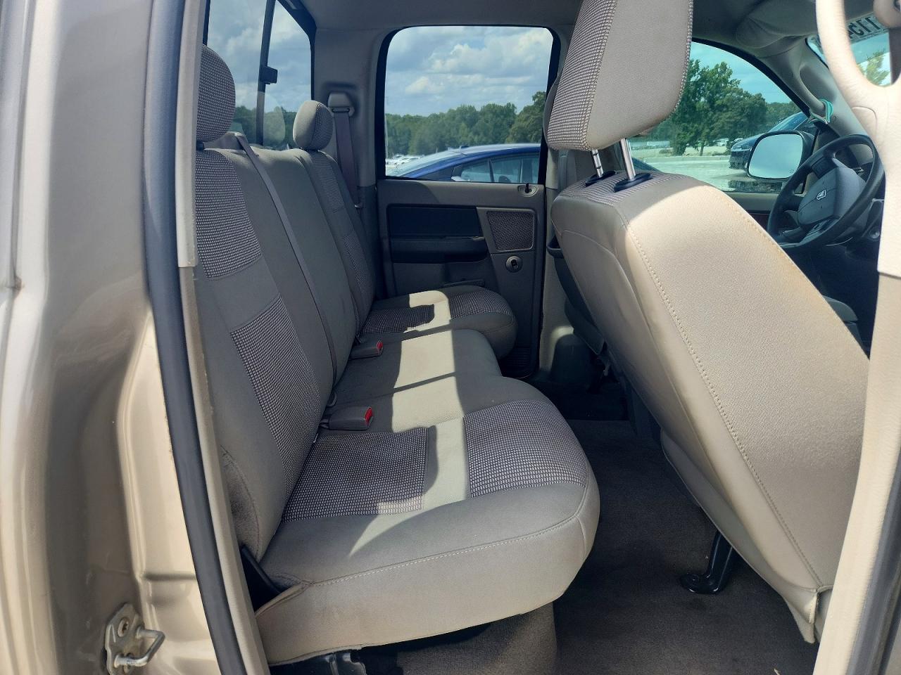 2006 Dodge Ram 1500 St Золотой vin: 1D7HA18N76J152453
