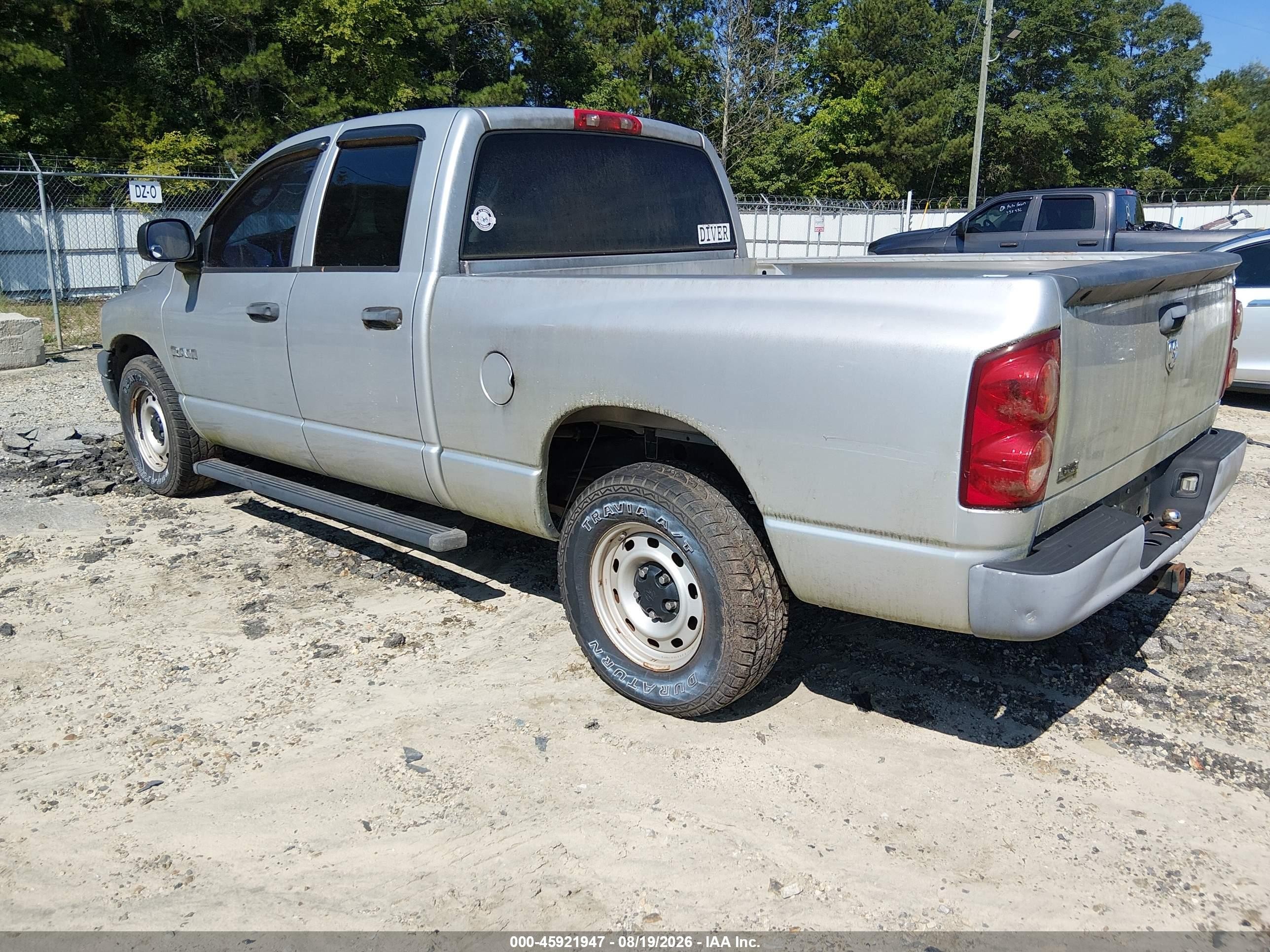 2008 Dodge Ram 1500 St/sxt Silver vin: 1D7HA18N78J169580