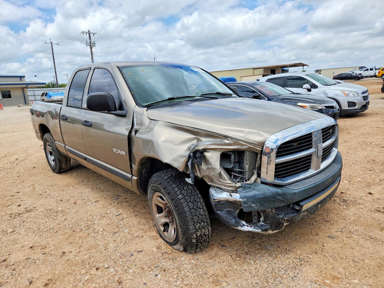2008 Dodge Ram 1500 St Золотой vin: 1D7HA18N78J191160
