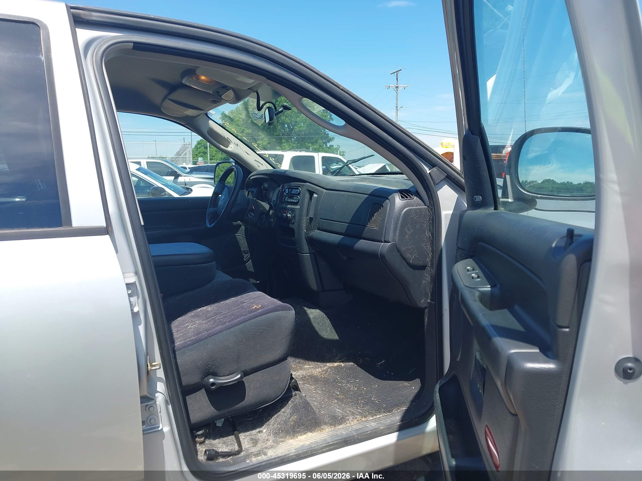 2005 Dodge Ram 1500 Slt/laramie Silver vin: 1D7HA18N85S114108