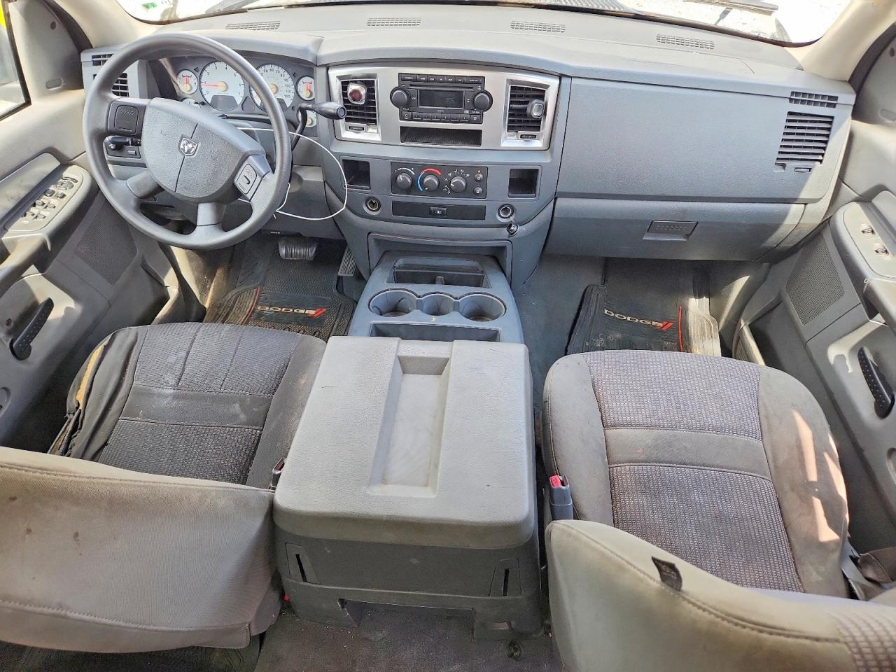 2008 Dodge Ram 1500 St Cream vin: 1D7HA18N88J163271