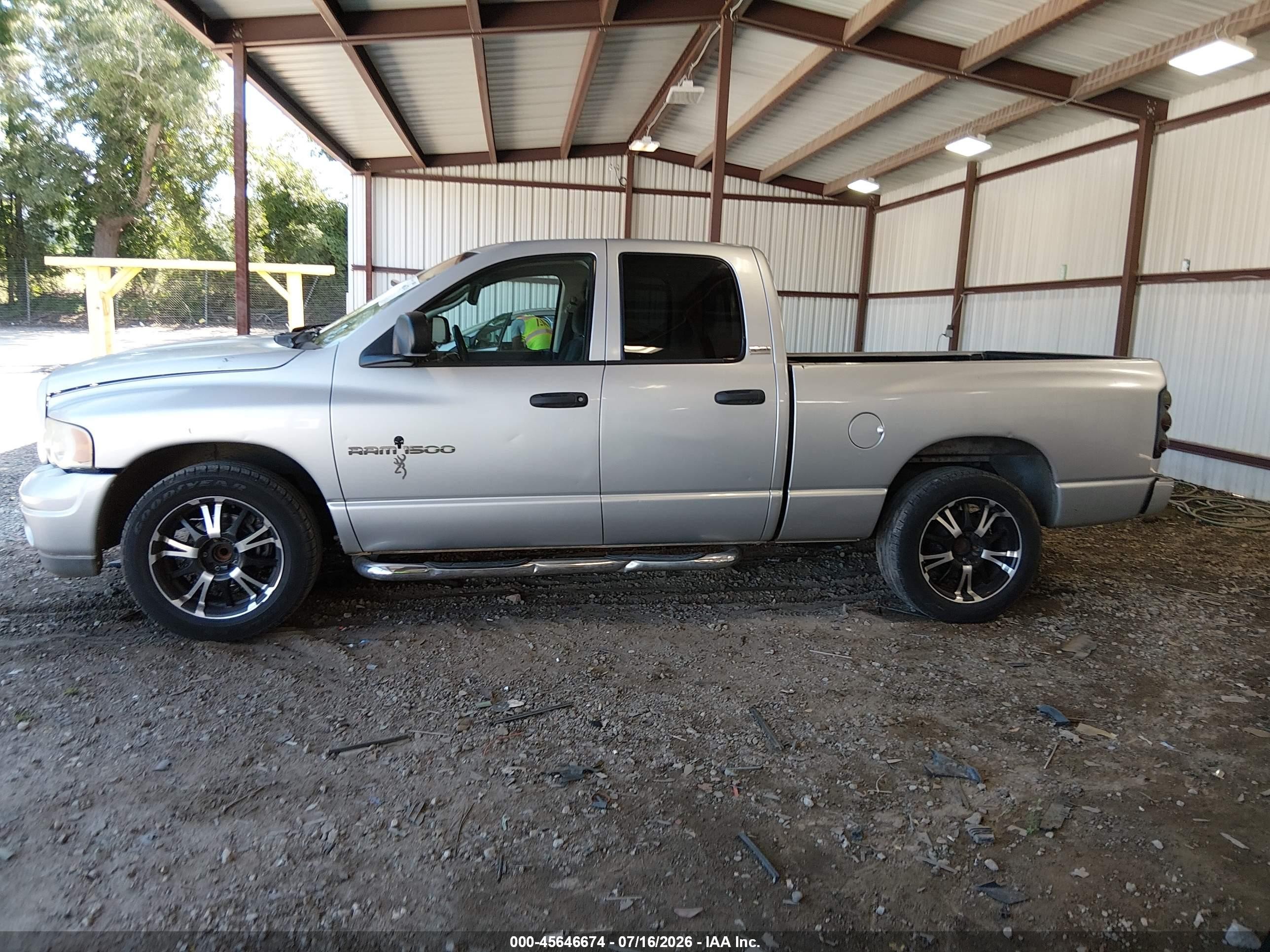 2002 Dodge Ram 1500   Silver vin: 1D7HA18N92J205700