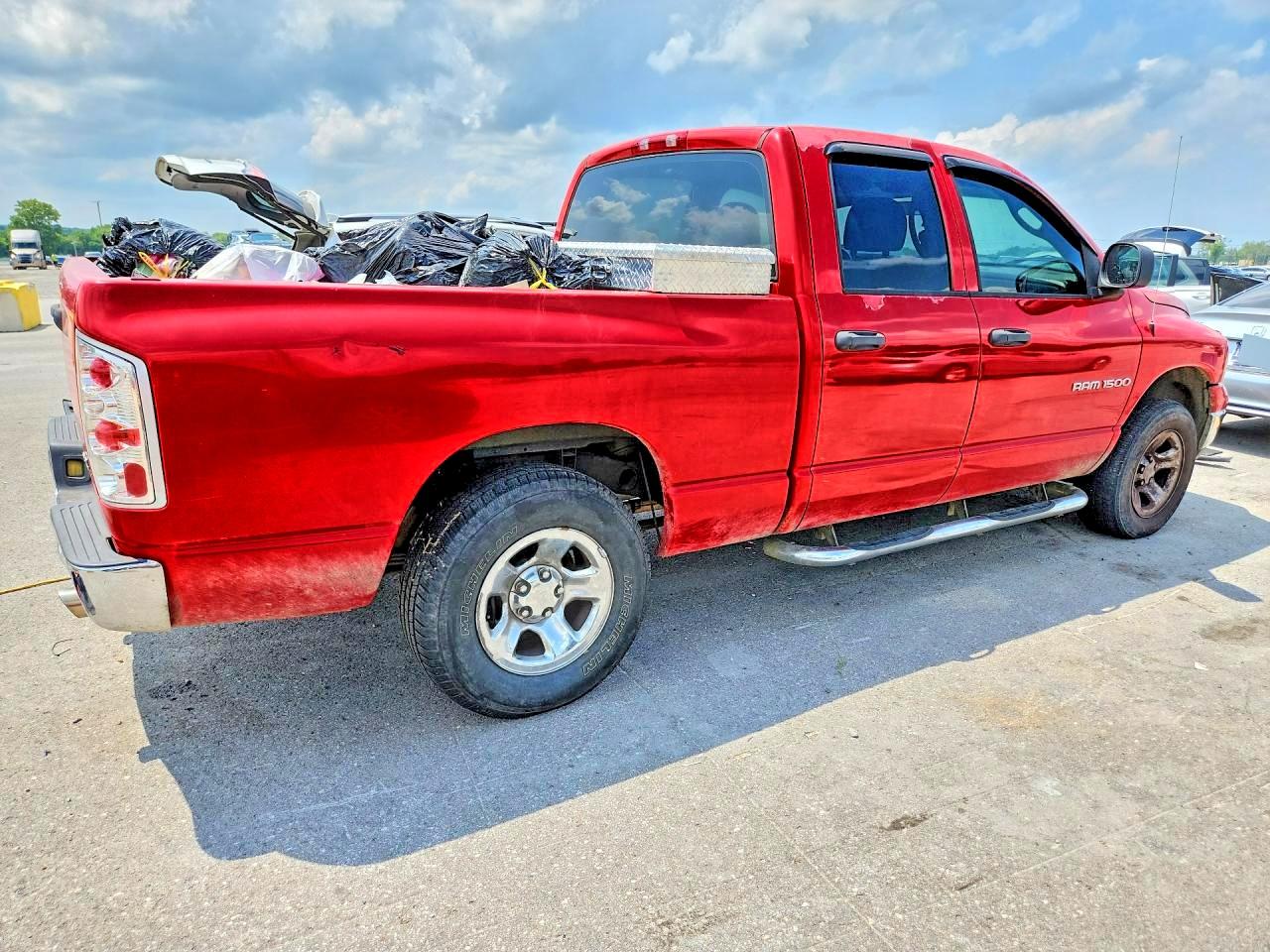 2004 Dodge Ram 1500 St Red vin: 1D7HA18N94J167890
