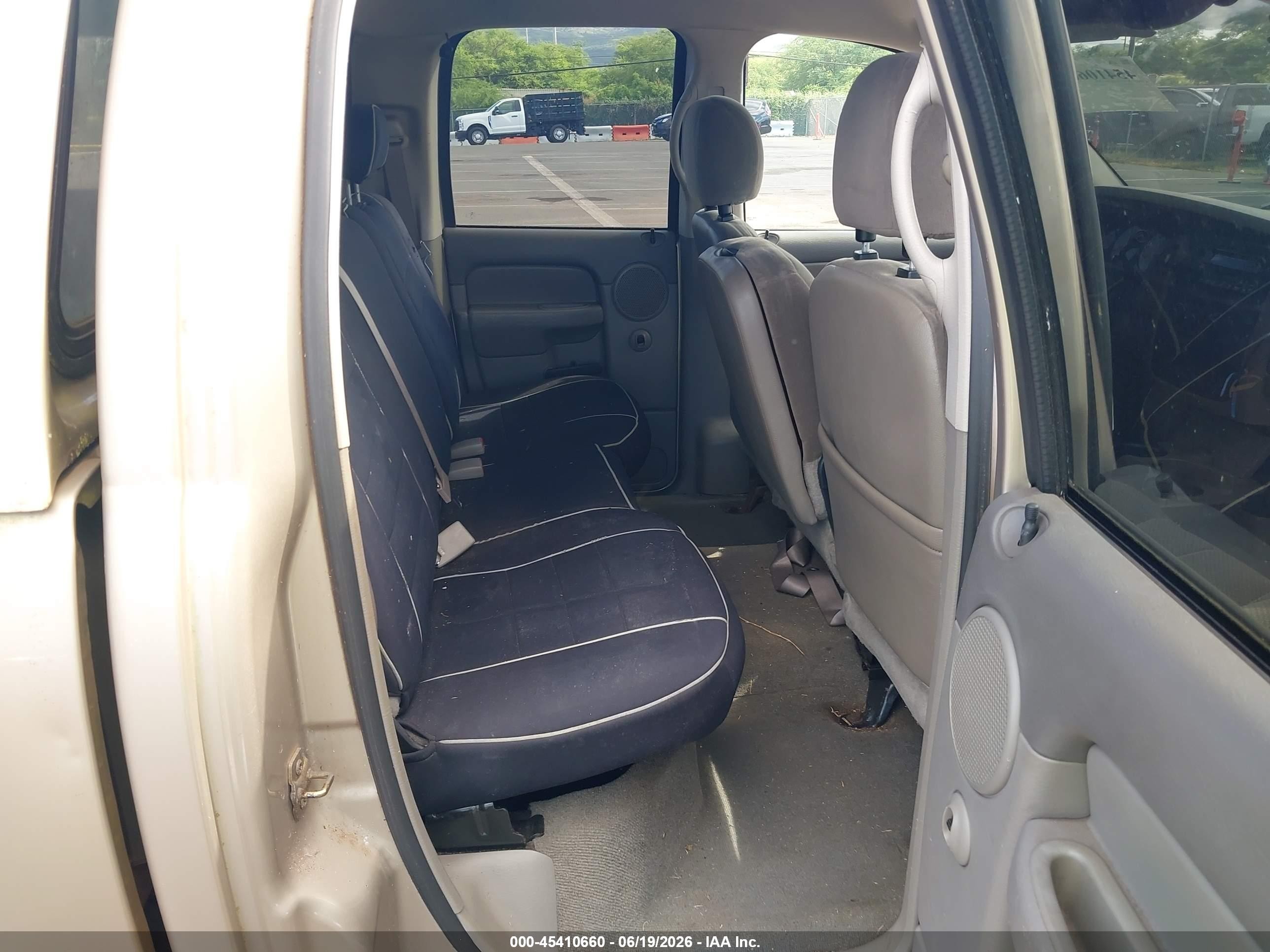2004 Dodge Ram 1500 Slt/laramie Коричневый vin: 1D7HA18N94S737817