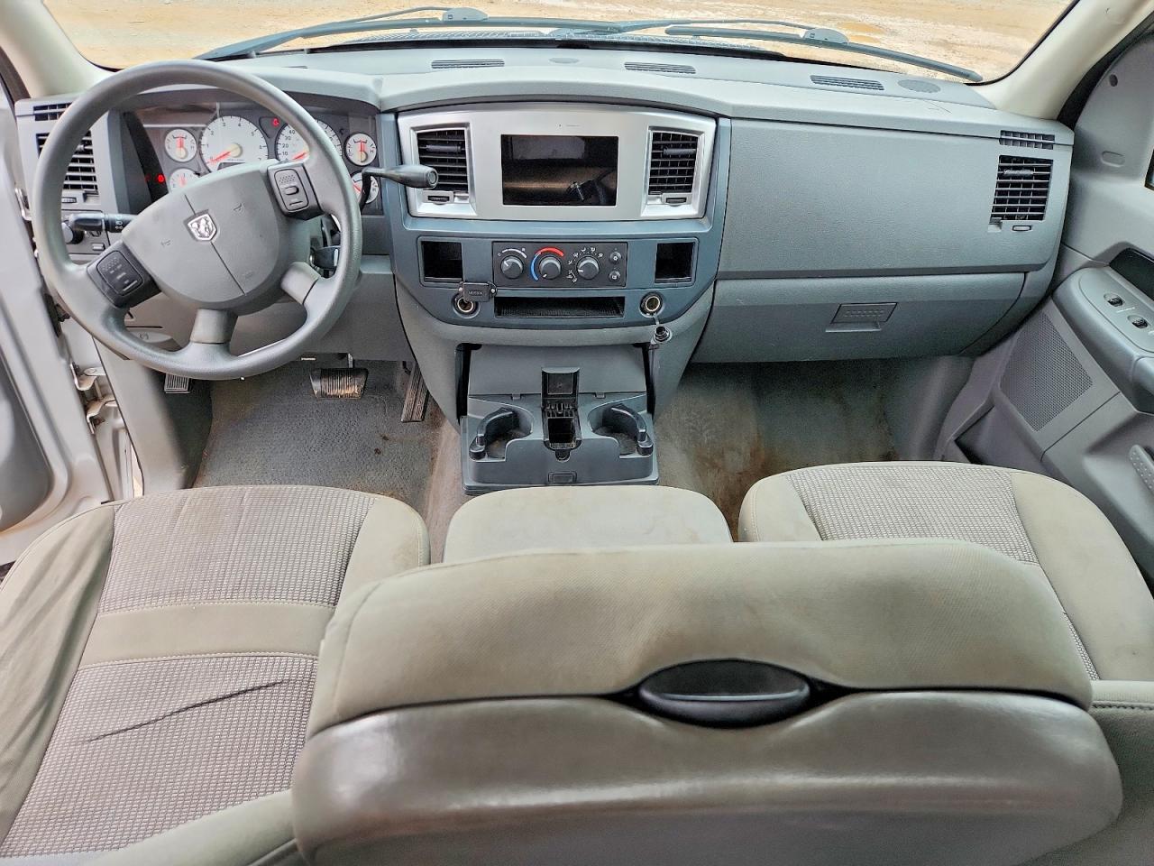 2006 Dodge Ram 1500 St Silver vin: 1D7HA18N96S673488