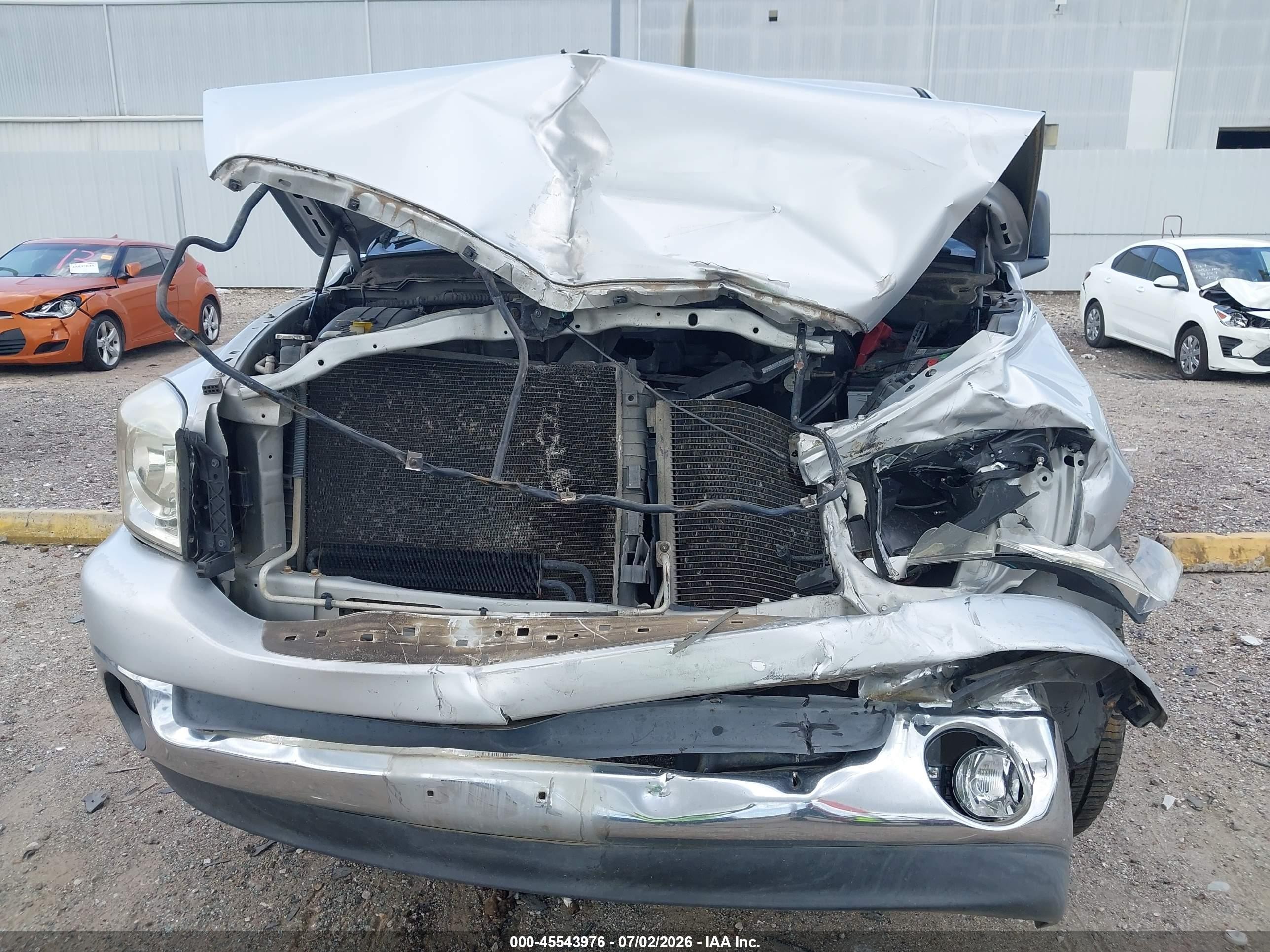 2008 Dodge Ram 1500 Slt Серебряный vin: 1D7HA18N98J112538