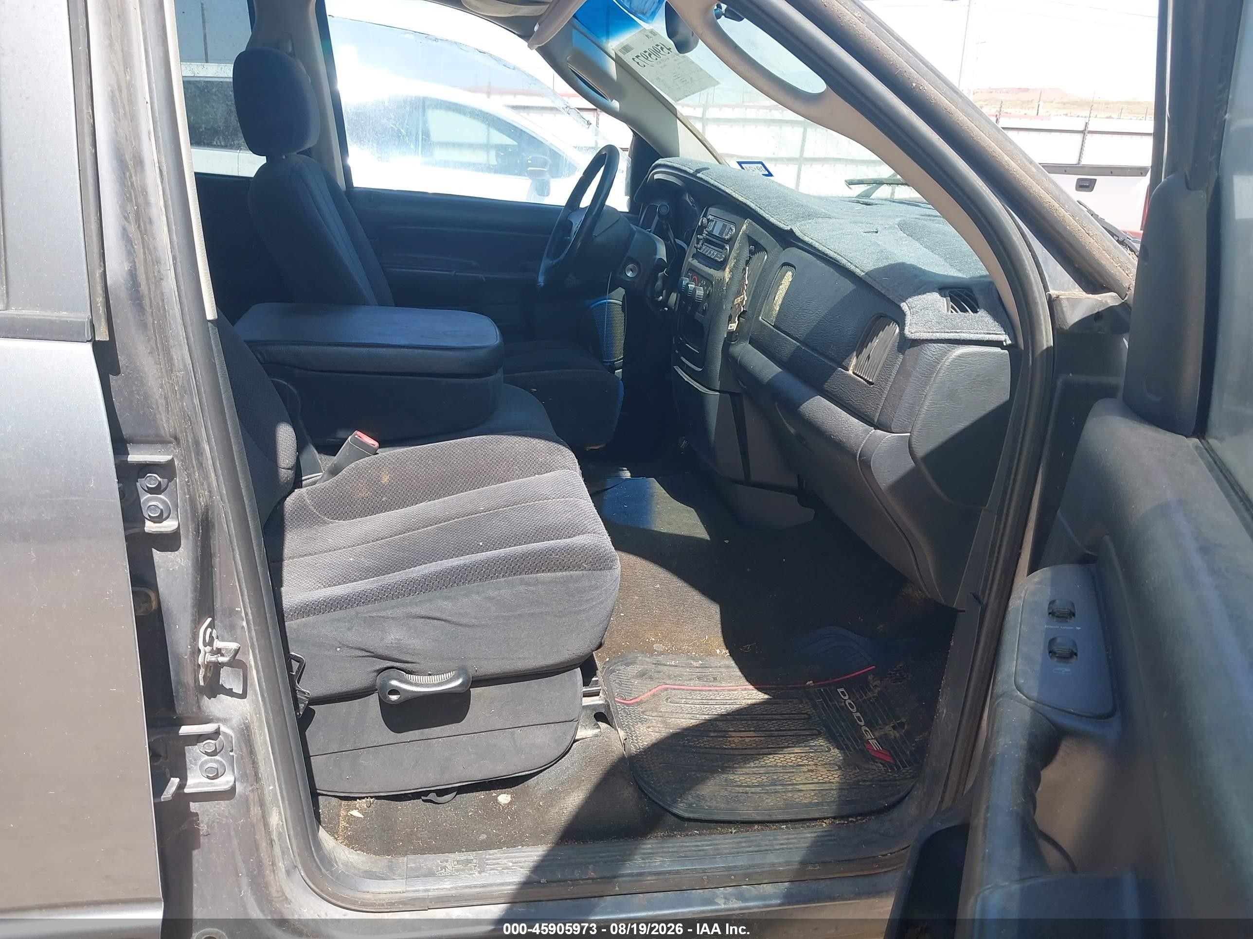 2002 Dodge Ram 1500 St Серый vin: 1D7HA18NX2S608921