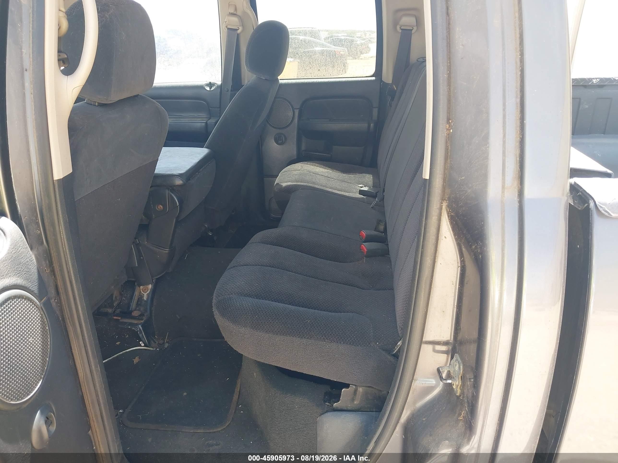 2002 Dodge Ram 1500 St Серый vin: 1D7HA18NX2S608921