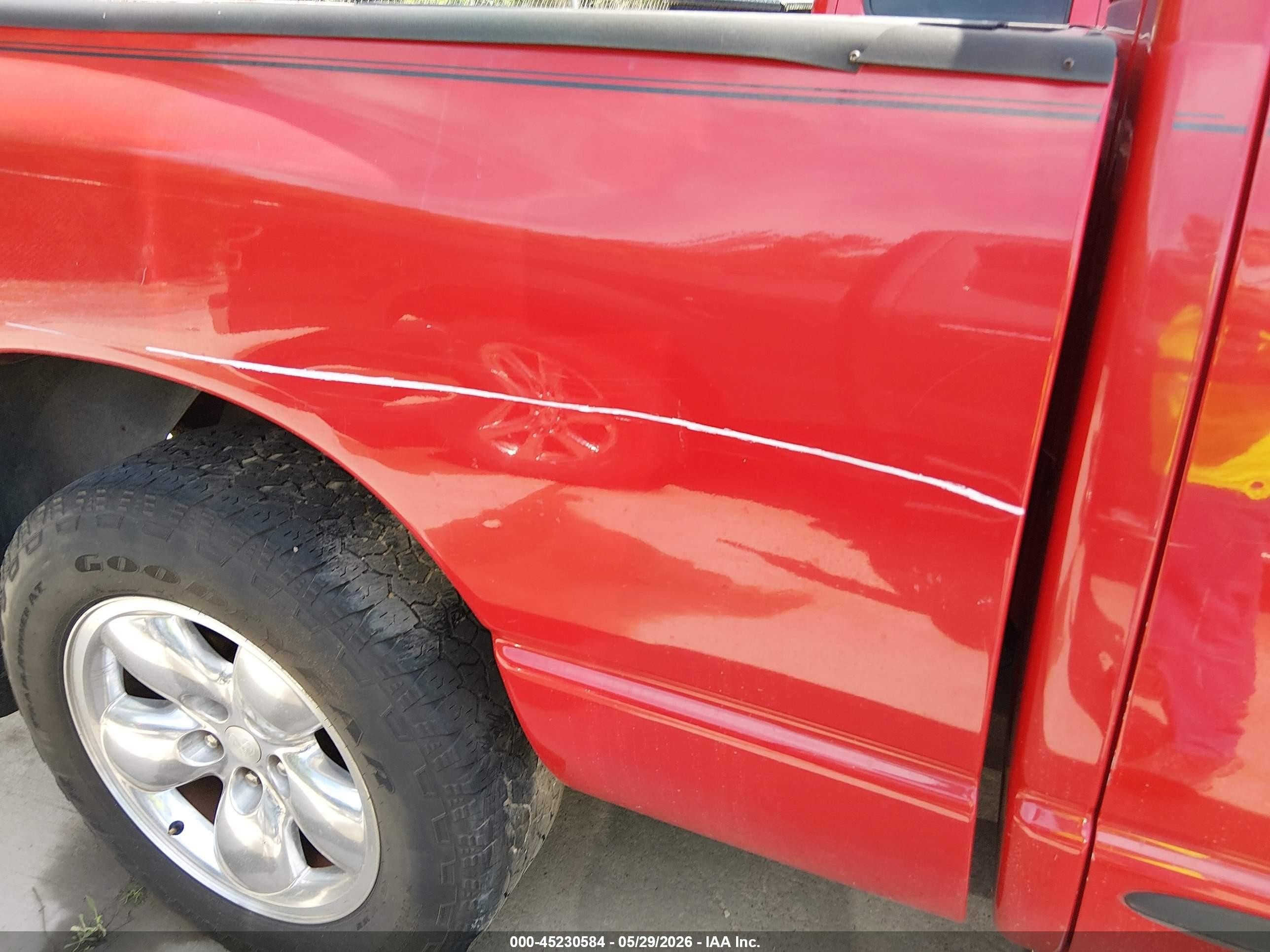 2003 Dodge Ram 1500   Red vin: 1D7HA18NX3J539168