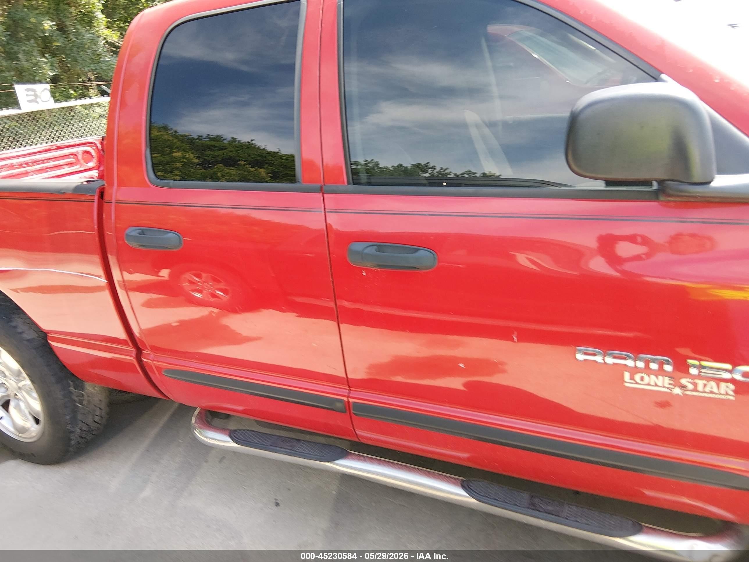 2003 Dodge Ram 1500   Red vin: 1D7HA18NX3J539168