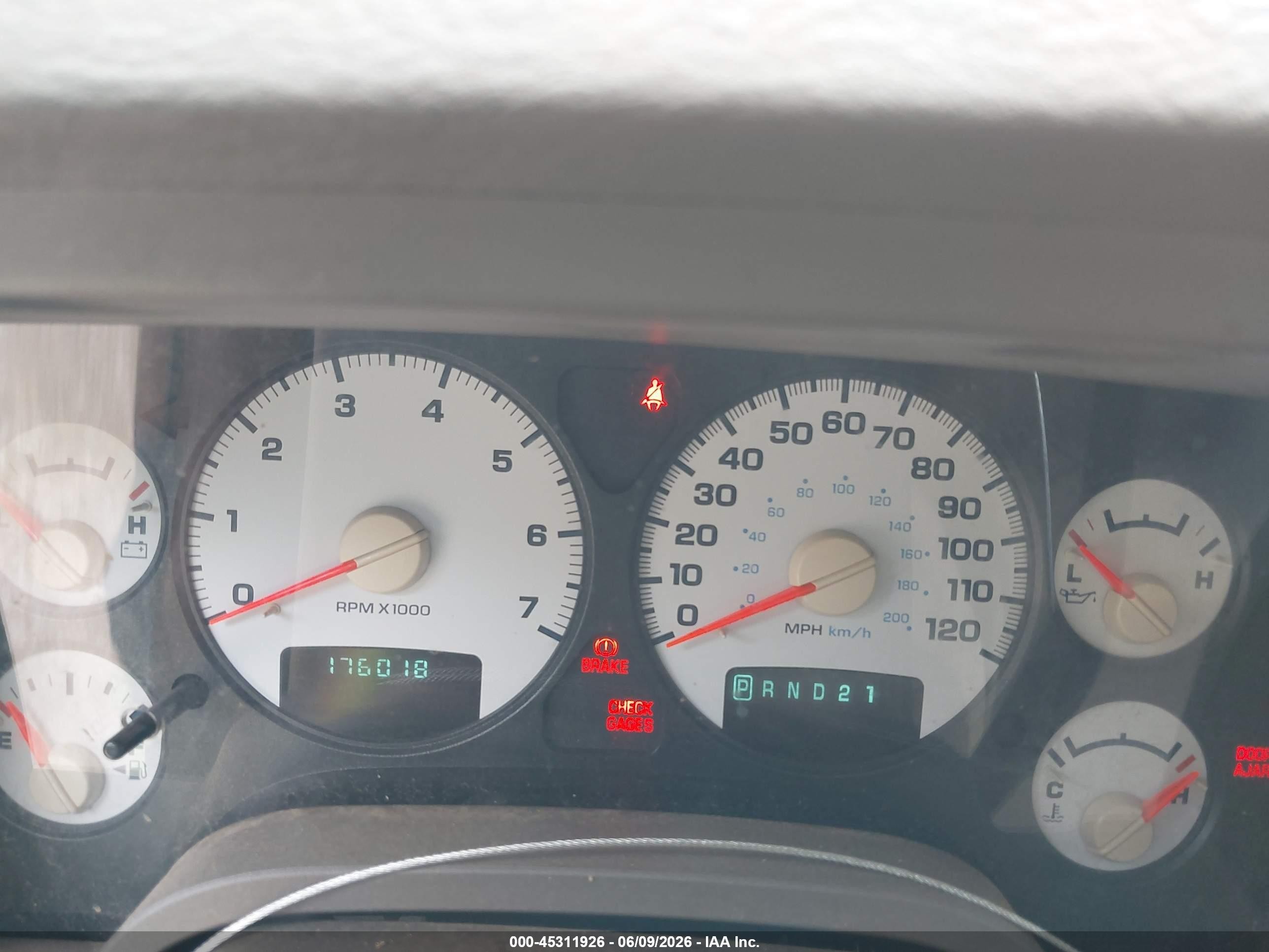 2003 Dodge Ram 1500 Slt/laramie/st Red vin: 1D7HA18NX3S229693