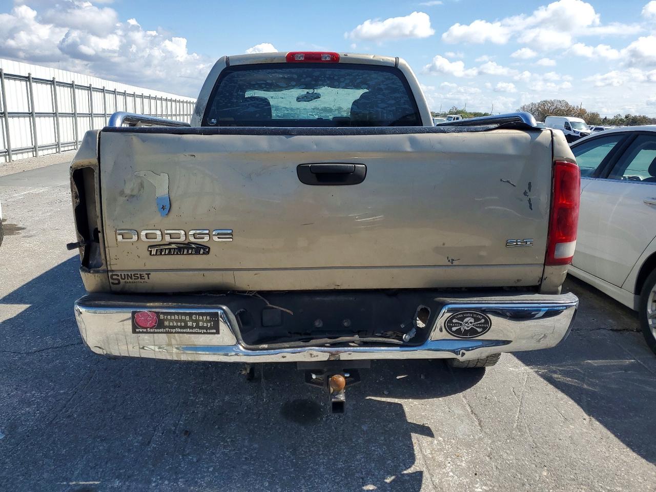 2004 Dodge Ram 1500 St Gold vin: 1D7HA18NX4S672976