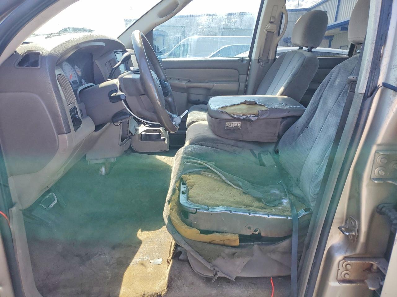 2004 Dodge Ram 1500 St Gold vin: 1D7HA18NX4S672976