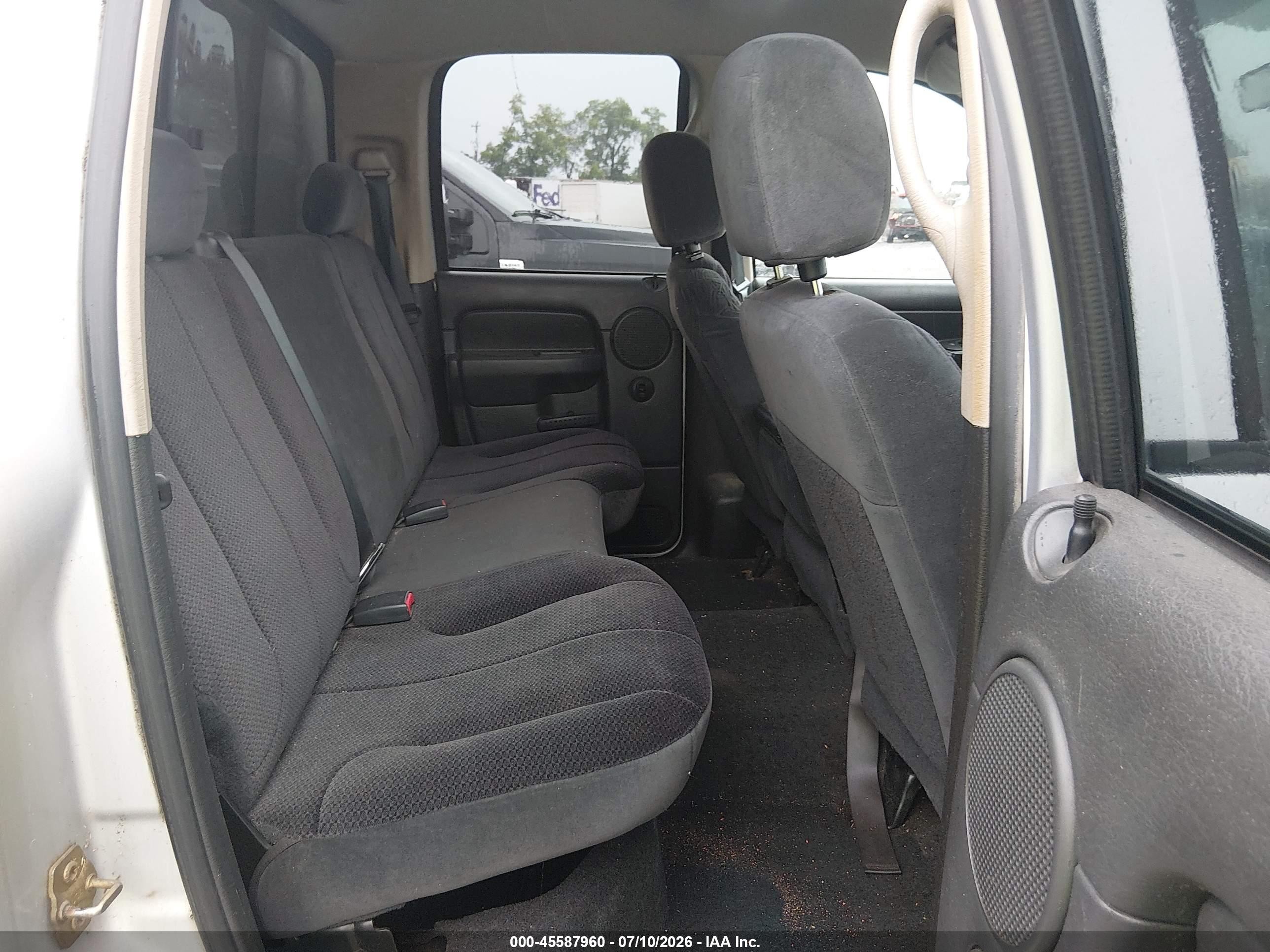 2005 Dodge Ram 1500 Slt/laramie Silver vin: 1D7HA18NX5S367317