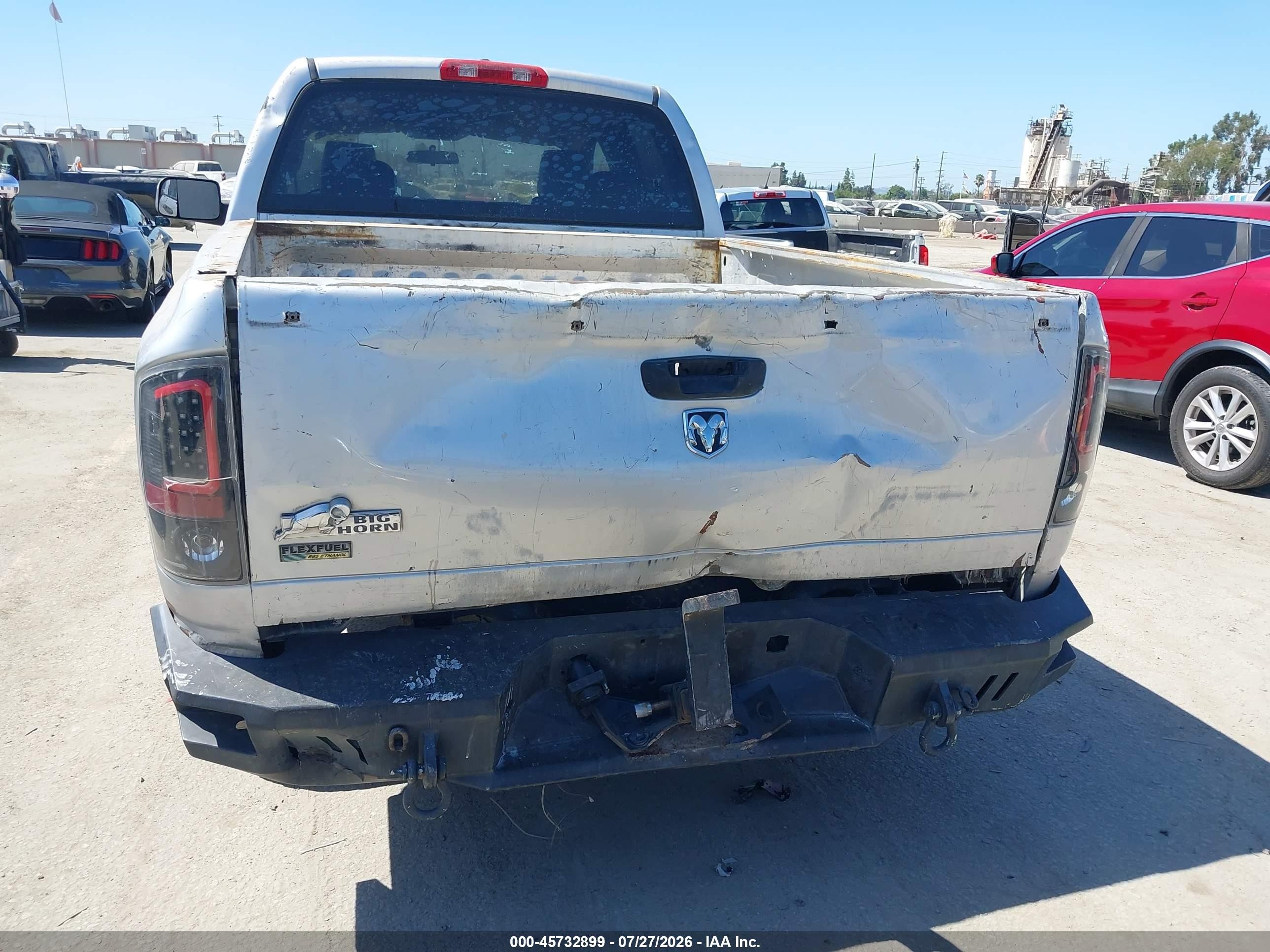 2008 Dodge Ram 1500 Slt Silver vin: 1D7HA18NX8S538071