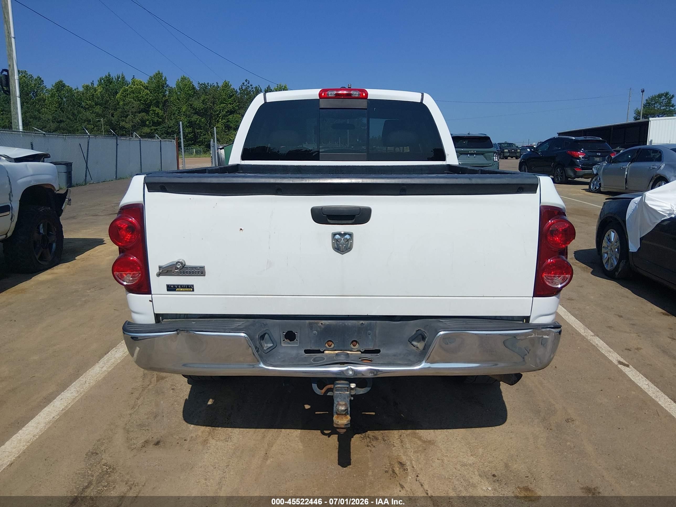 2008 Dodge Ram 1500 Slt White vin: 1D7HA18NX8S580417