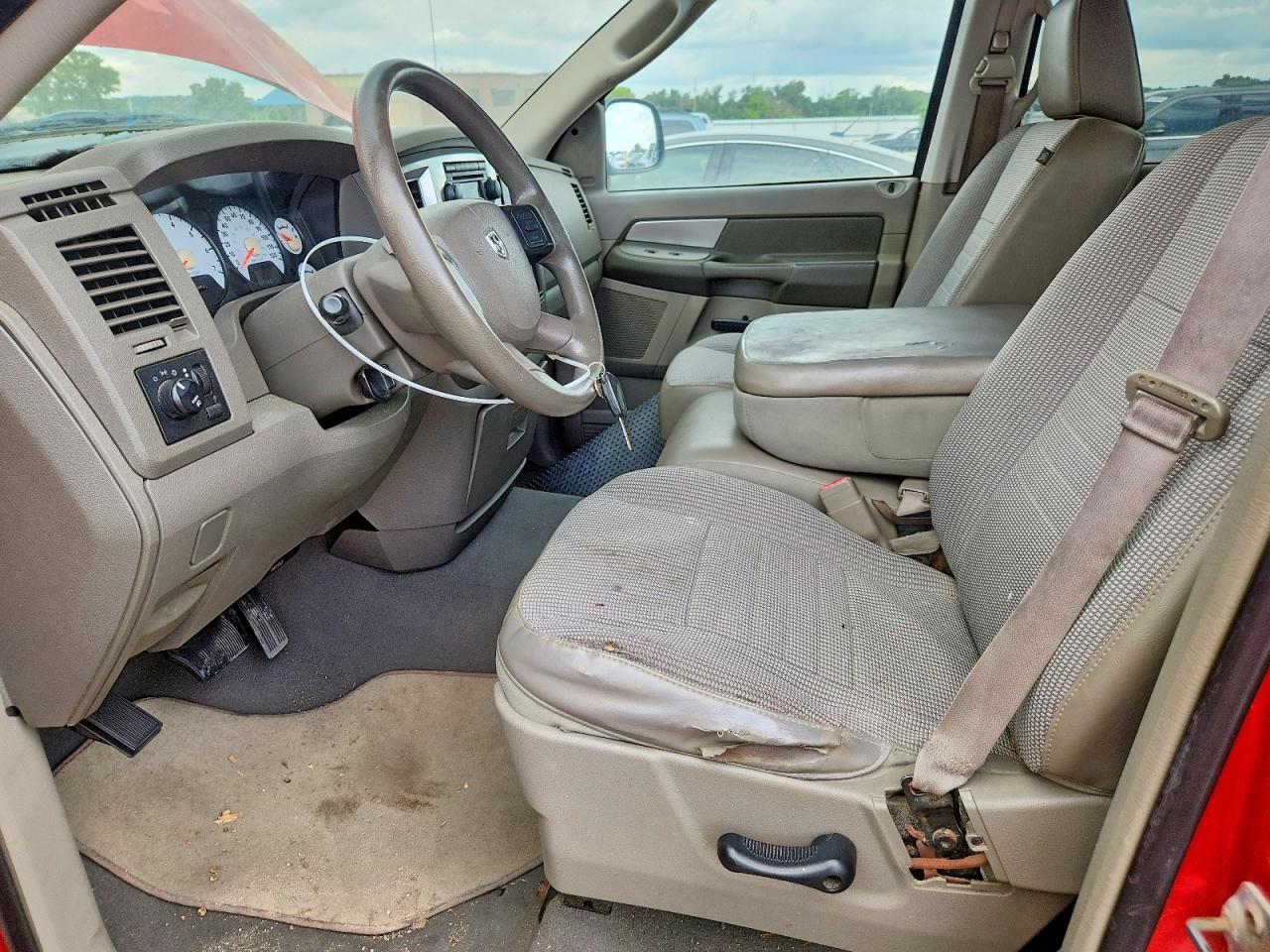 2008 Dodge Ram 1500 Красный vin: 1D7HA18NX8S617840