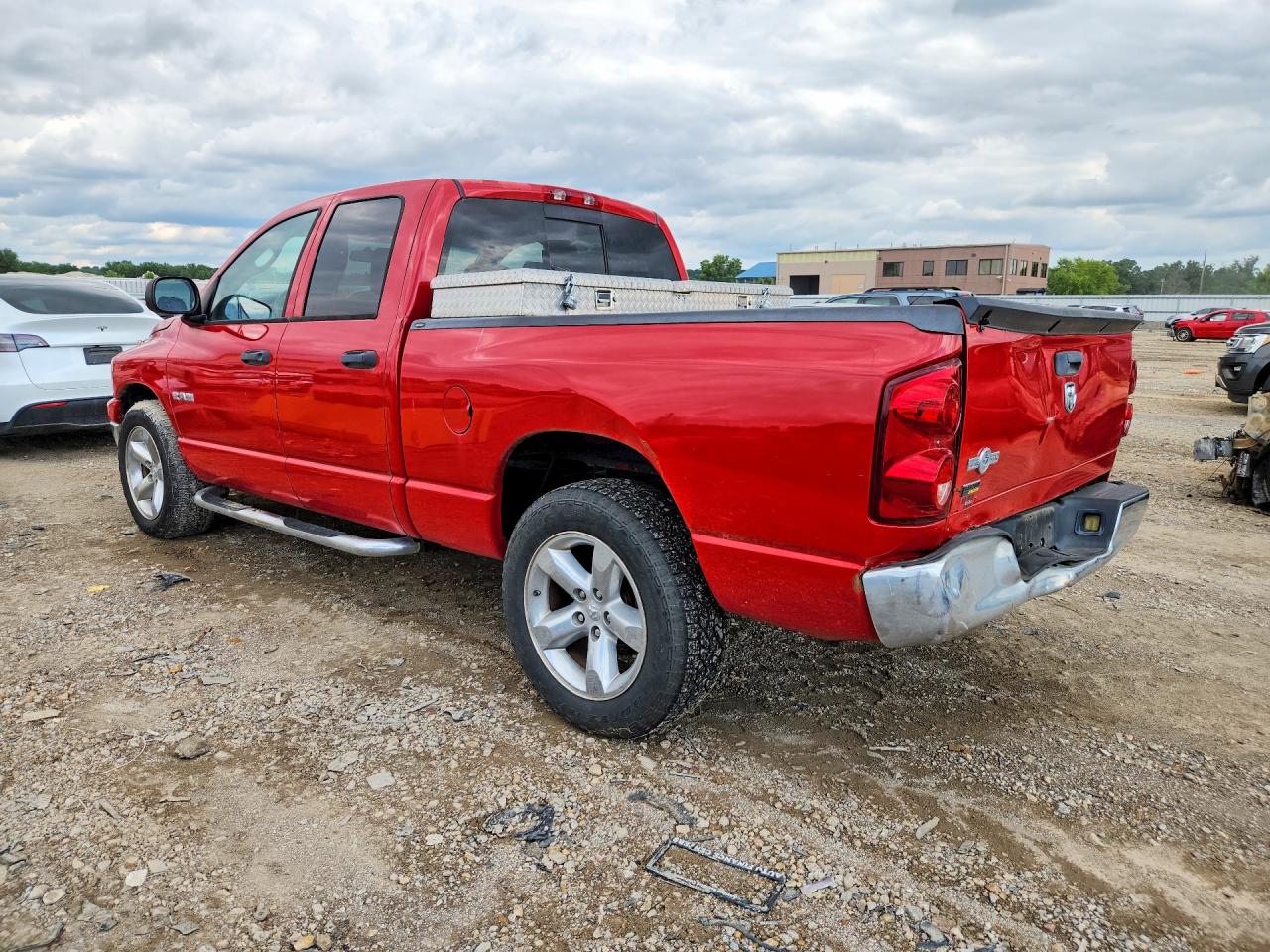 2008 Dodge Ram 1500 Красный vin: 1D7HA18NX8S617840