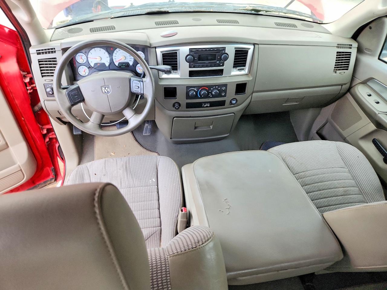 2008 Dodge Ram 1500 Красный vin: 1D7HA18NX8S617840