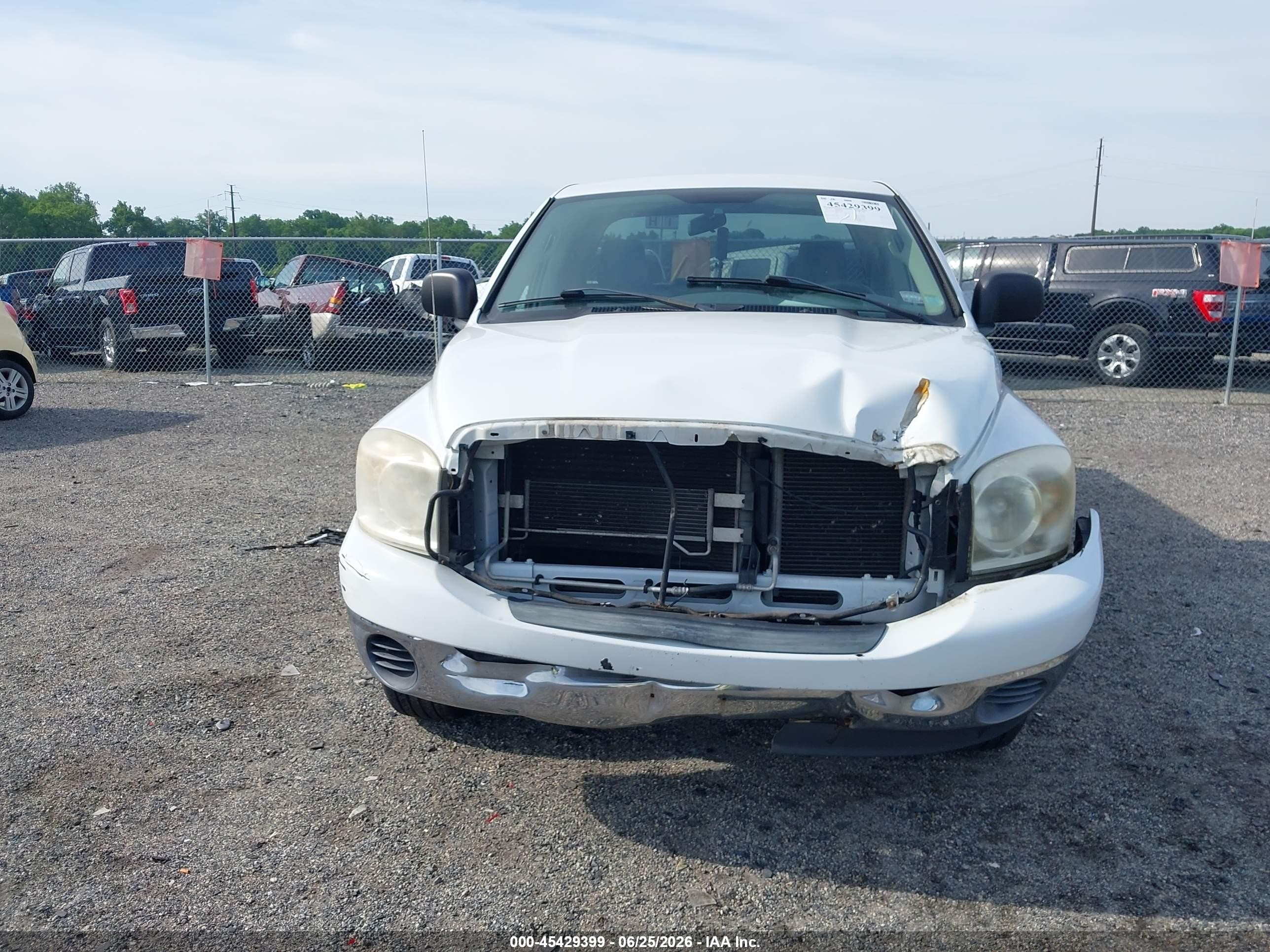 2007 Dodge Ram 1500 Slt White vin: 1D7HA18P07J597801