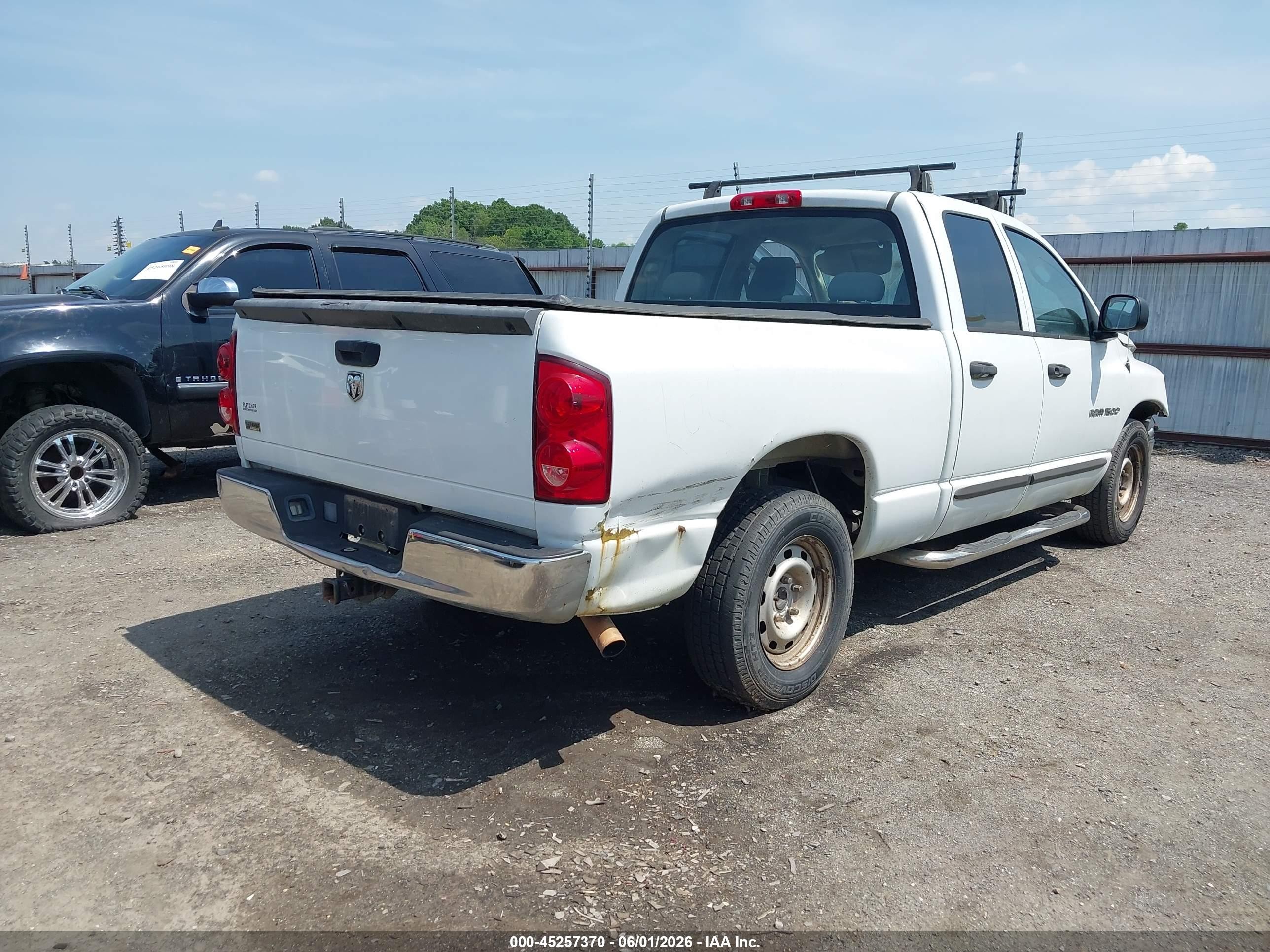 2007 Dodge Ram 1500 St White vin: 1D7HA18P07S203420
