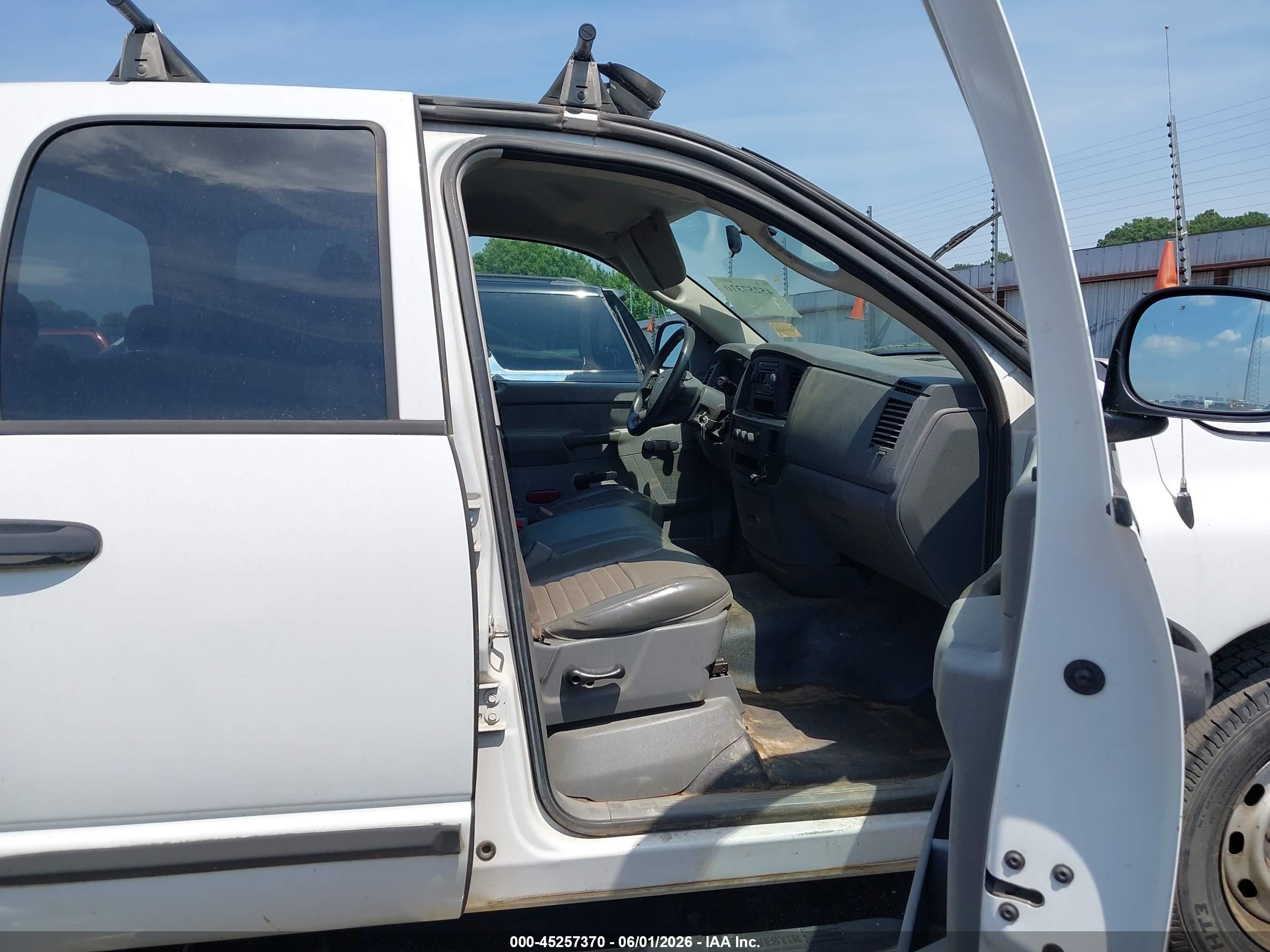 2007 Dodge Ram 1500 St White vin: 1D7HA18P07S203420