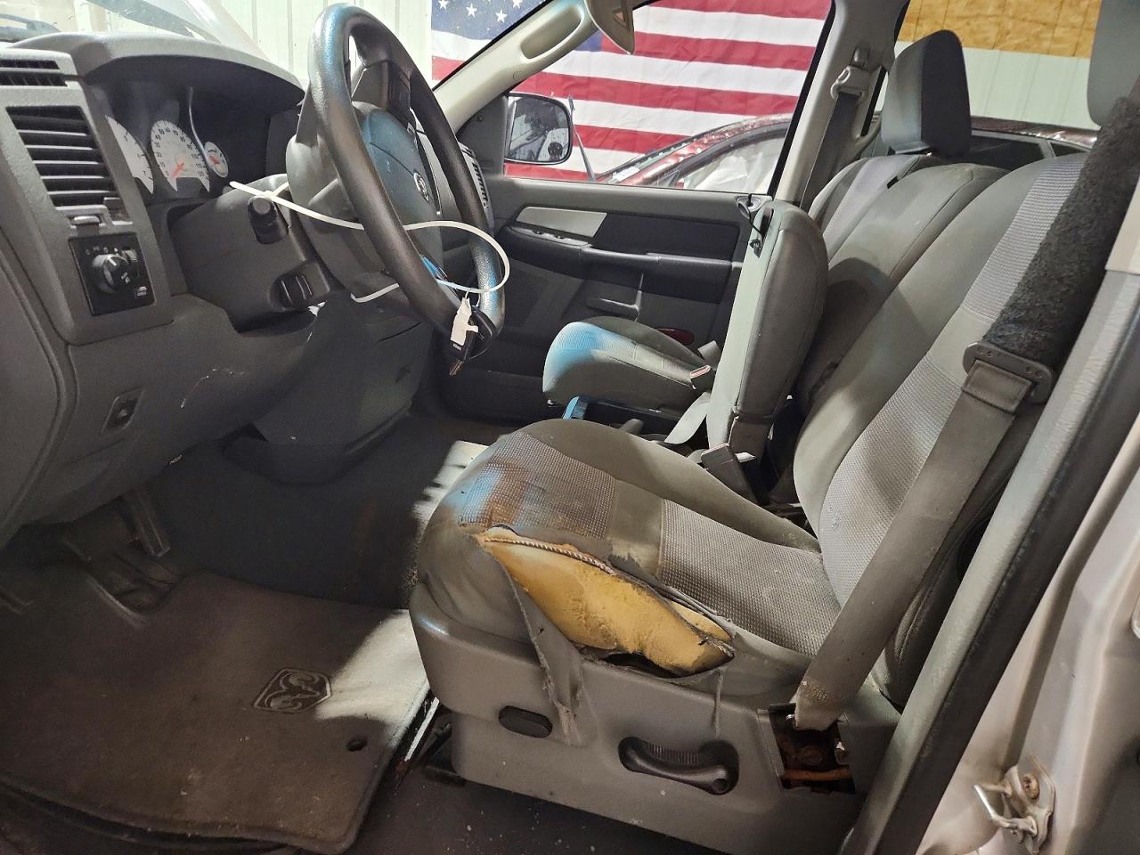 2007 Dodge Ram 1500 St Silver vin: 1D7HA18P47S154206