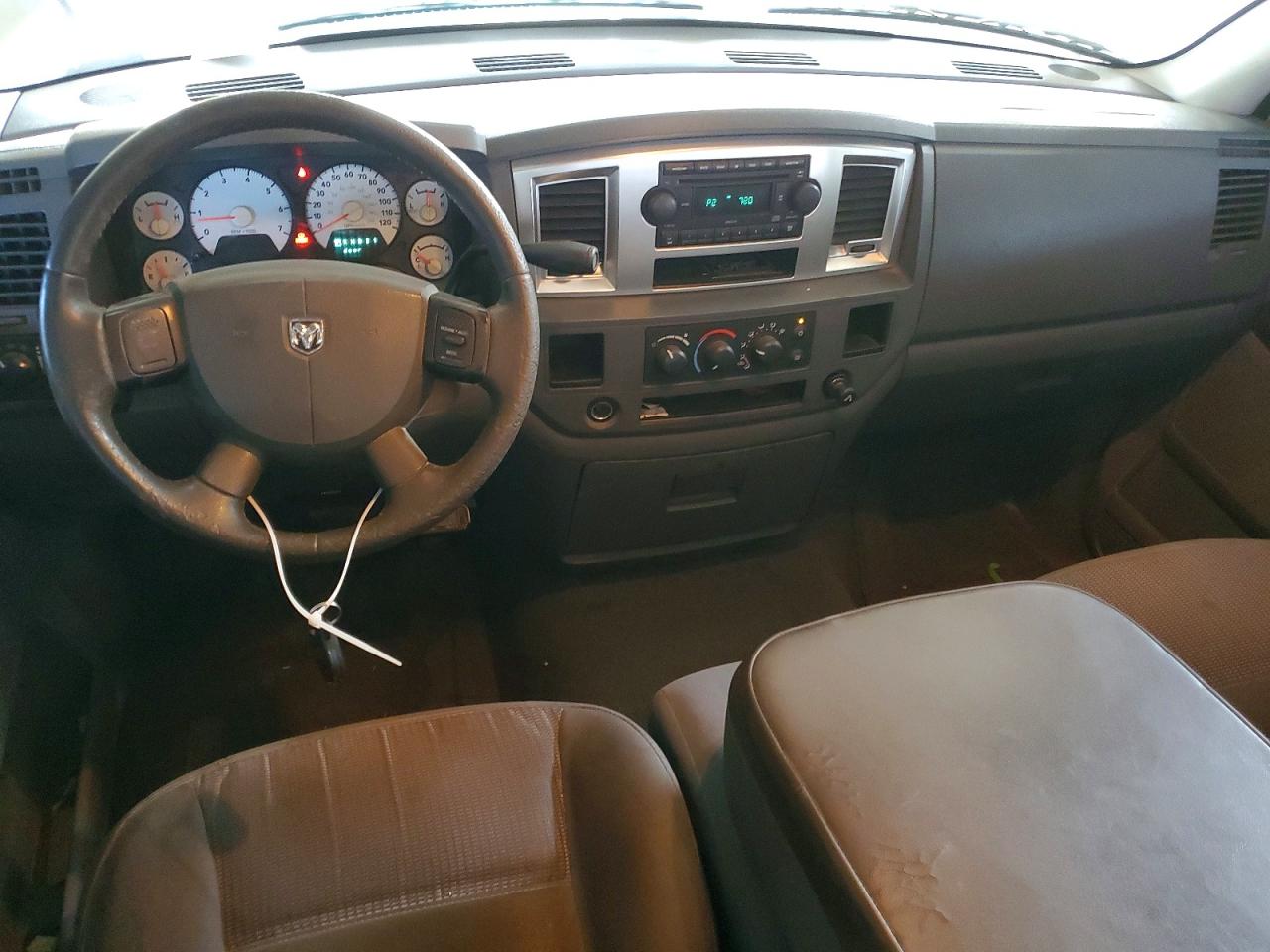 2007 Dodge Ram 1500 St White vin: 1D7HA18P57J555401