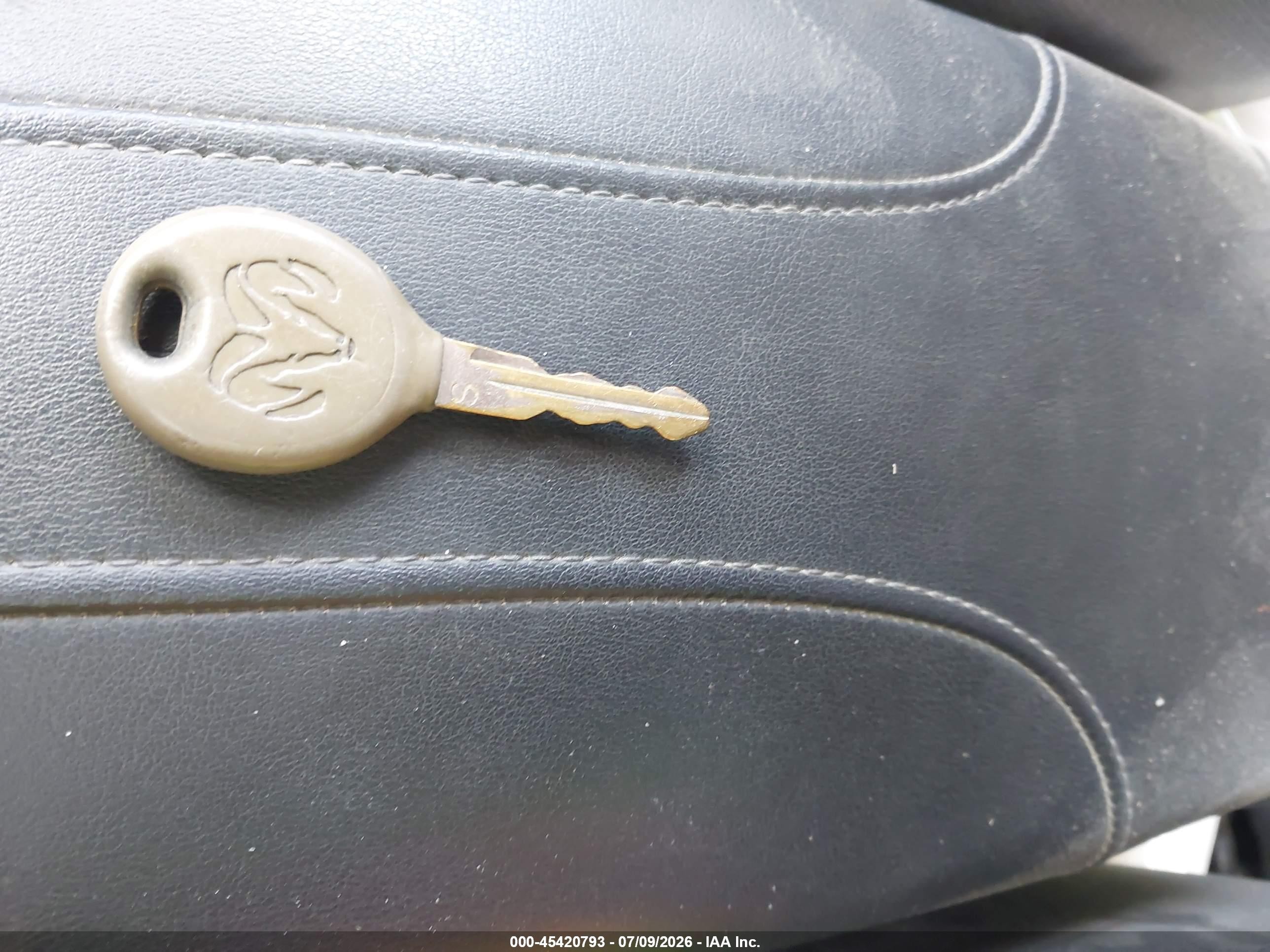 2007 Dodge Ram 1500 St Gold vin: 1D7HA18P67J621700