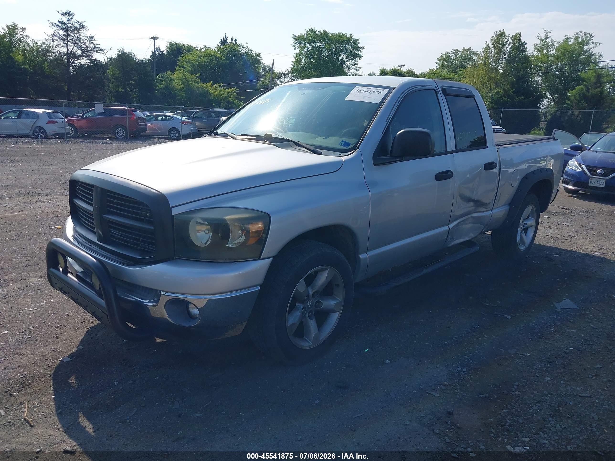 2007 Dodge Ram 1500 Slt Серебряный vin: 1D7HA18P87S201849