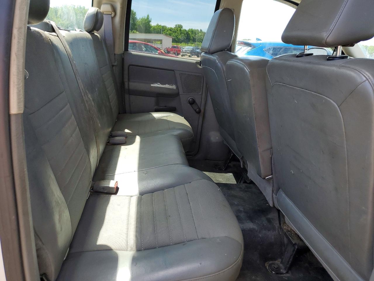 2007 Dodge Ram 1500 St White vin: 1D7HA18PX7J597739