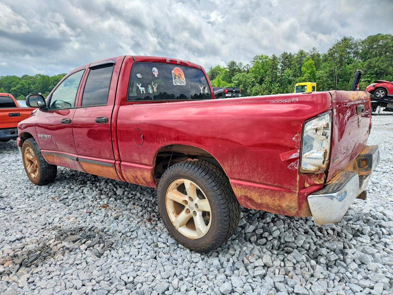 2007 Dodge Ram 1500 St Red vin: 1D7HA18PX7S130427