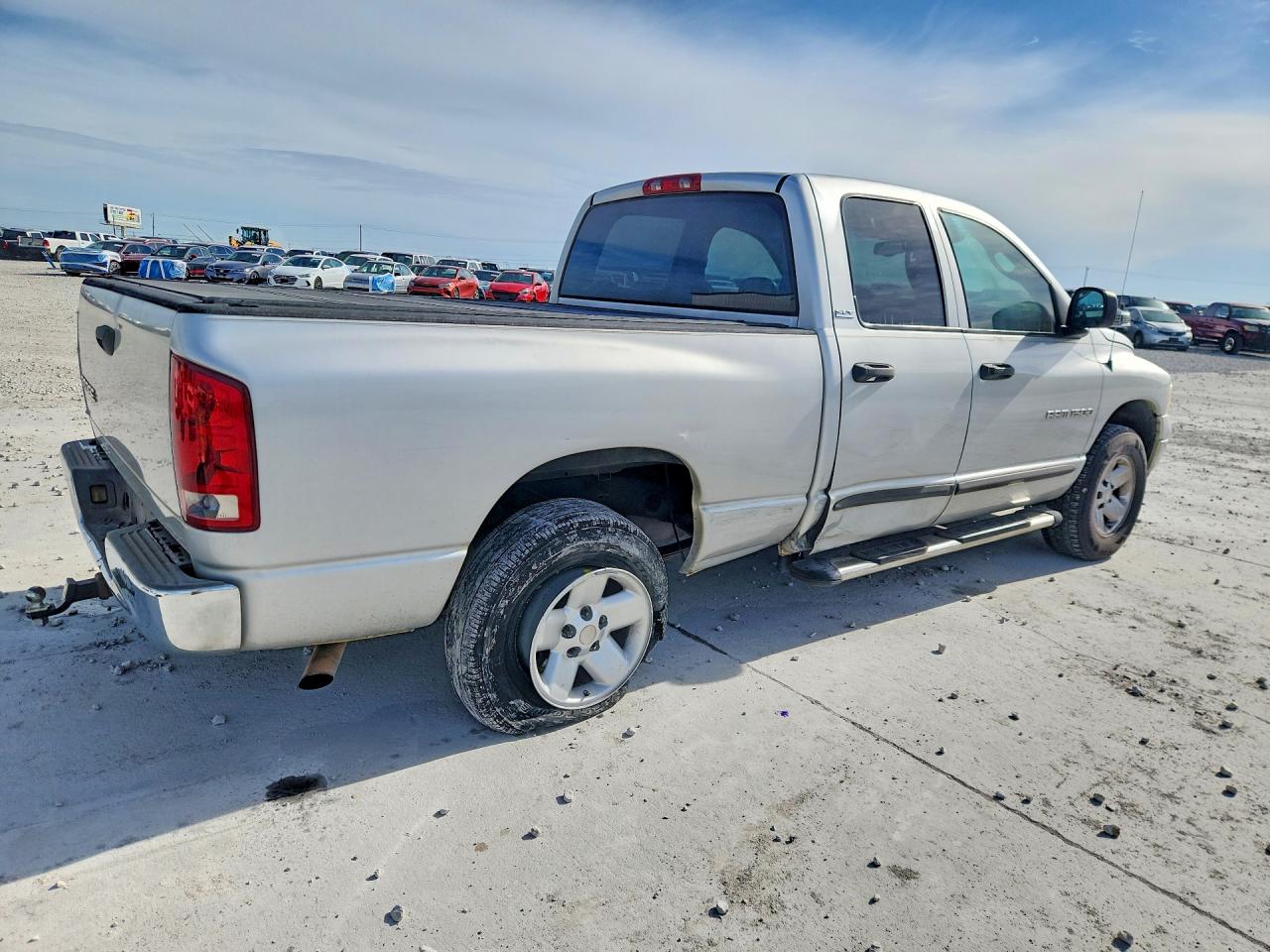 2002 Dodge Ram 1500 Silver vin: 1D7HA18ZX2S725580
