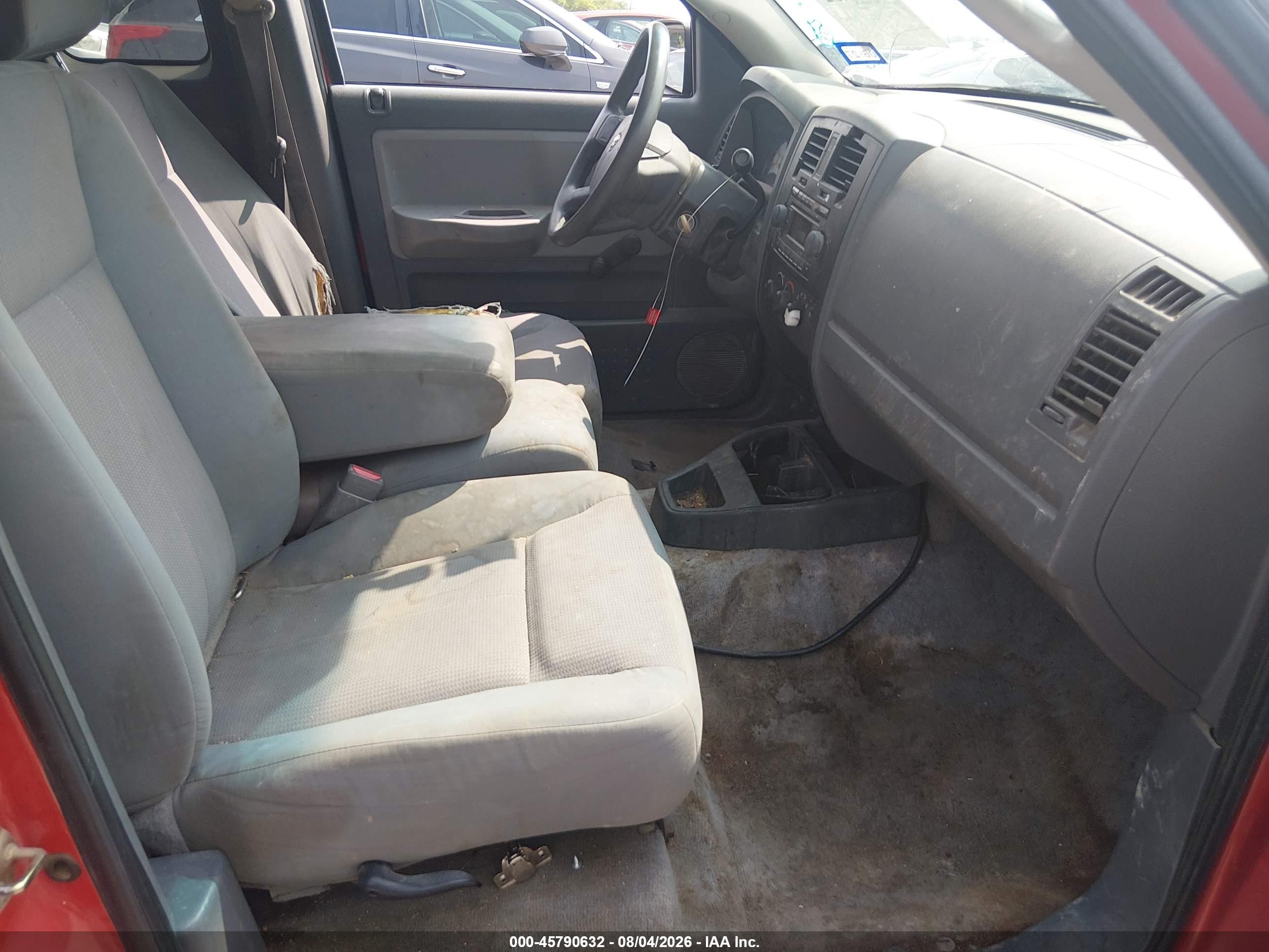2005 Dodge Dakota St Red vin: 1D7HE22K05S254940
