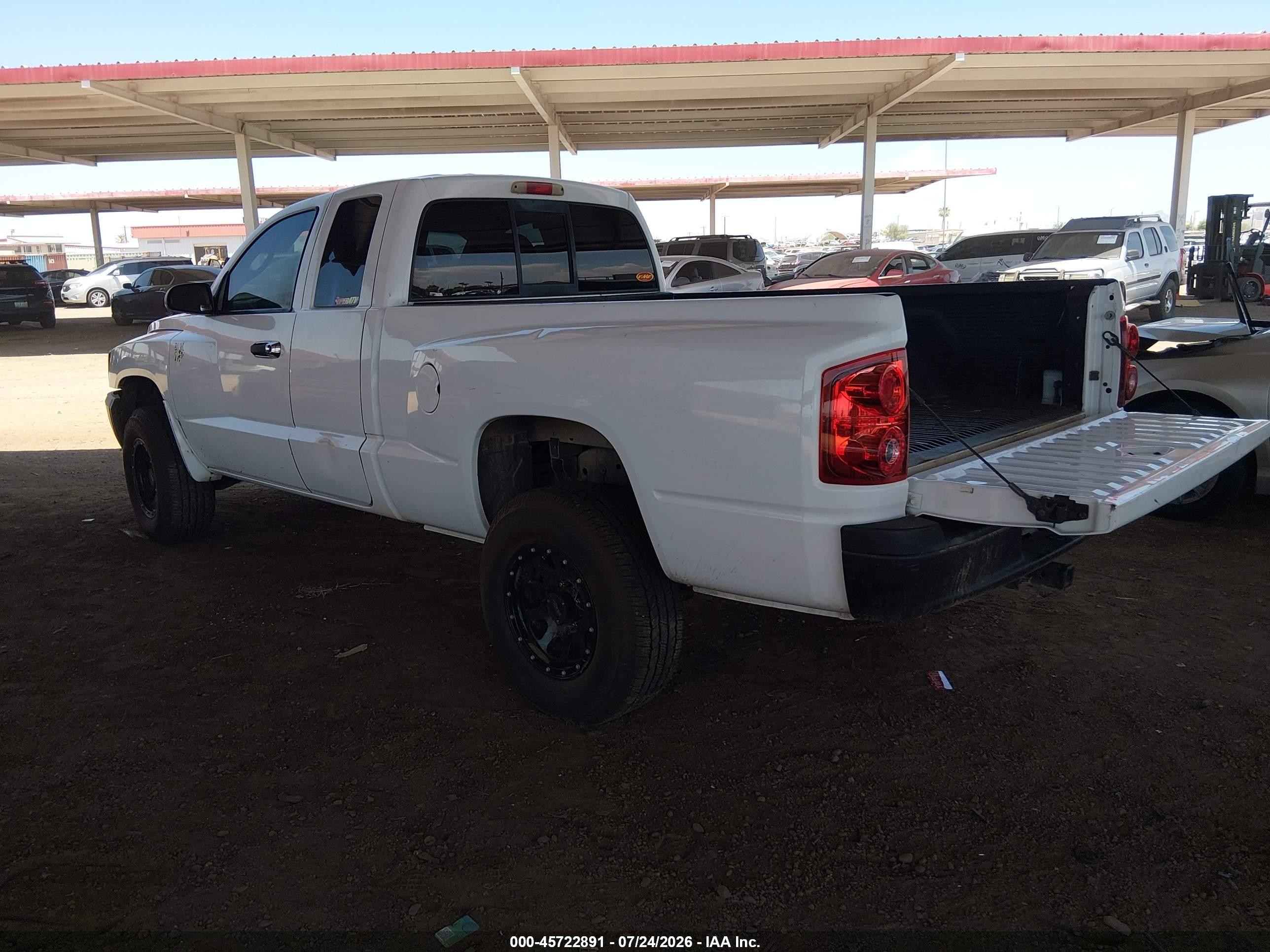 2005 Dodge Dakota St White vin: 1D7HE22K15S157634