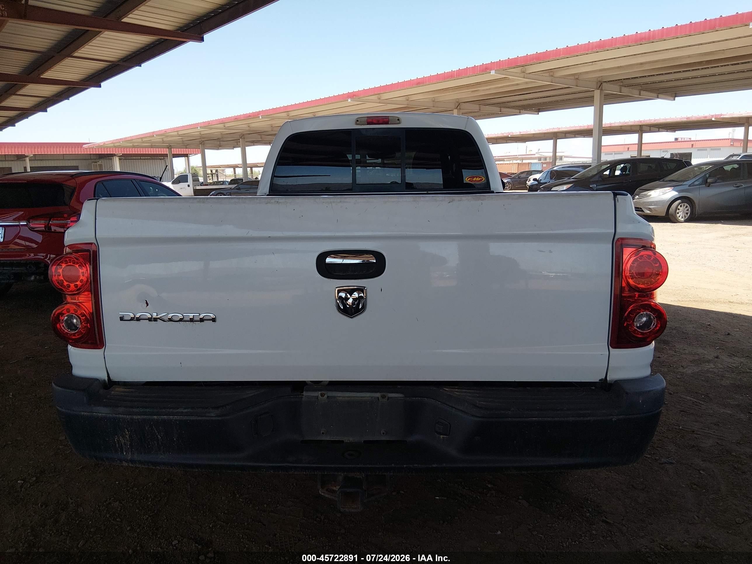 2005 Dodge Dakota St White vin: 1D7HE22K15S157634
