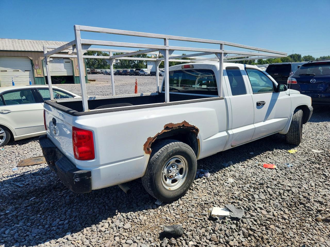 2006 Dodge Dakota St White vin: 1D7HE22K26S689590