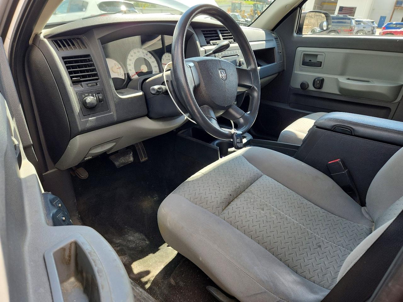 2008 Dodge Dakota St Gray vin: 1D7HE22K28S564754