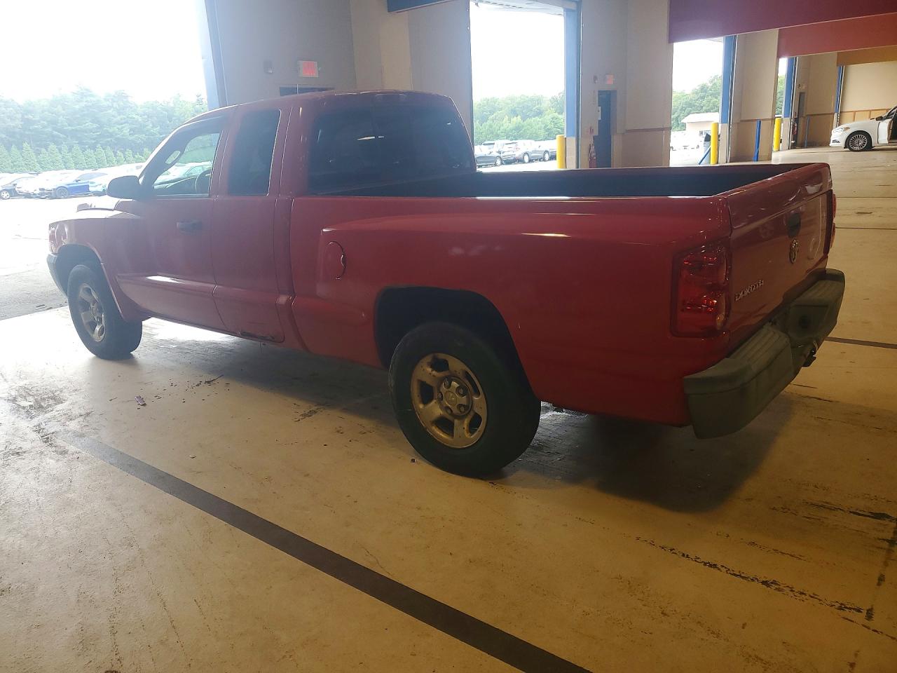 2005 Dodge Dakota St Red vin: 1D7HE22K35S131360